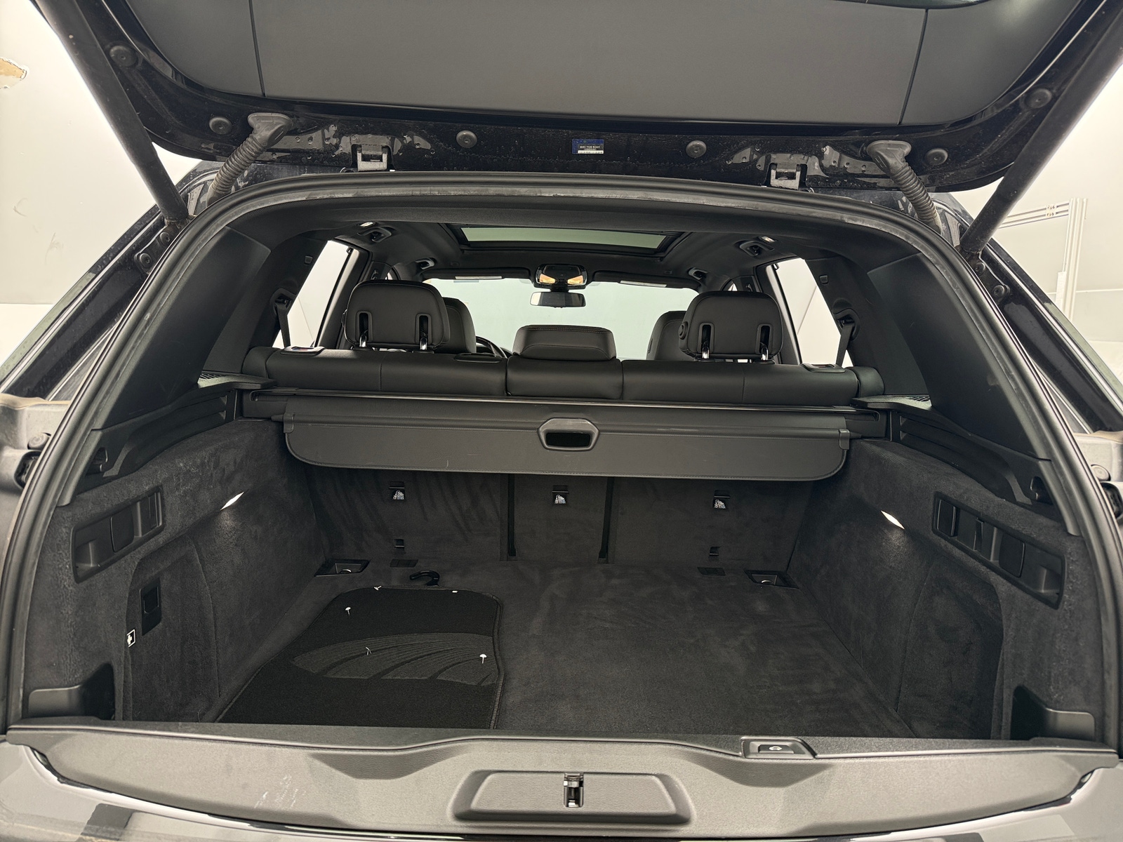 Thumbnail: 2020 BMW X5 - 6