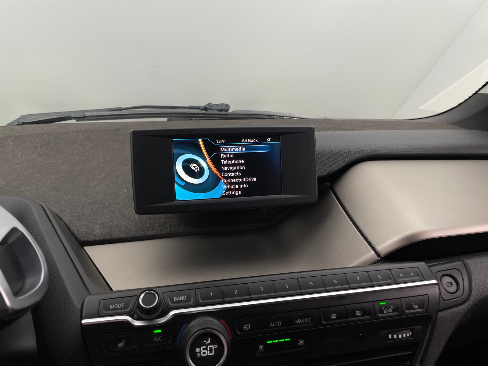 Thumbnail: 2018 BMW i3 - 4