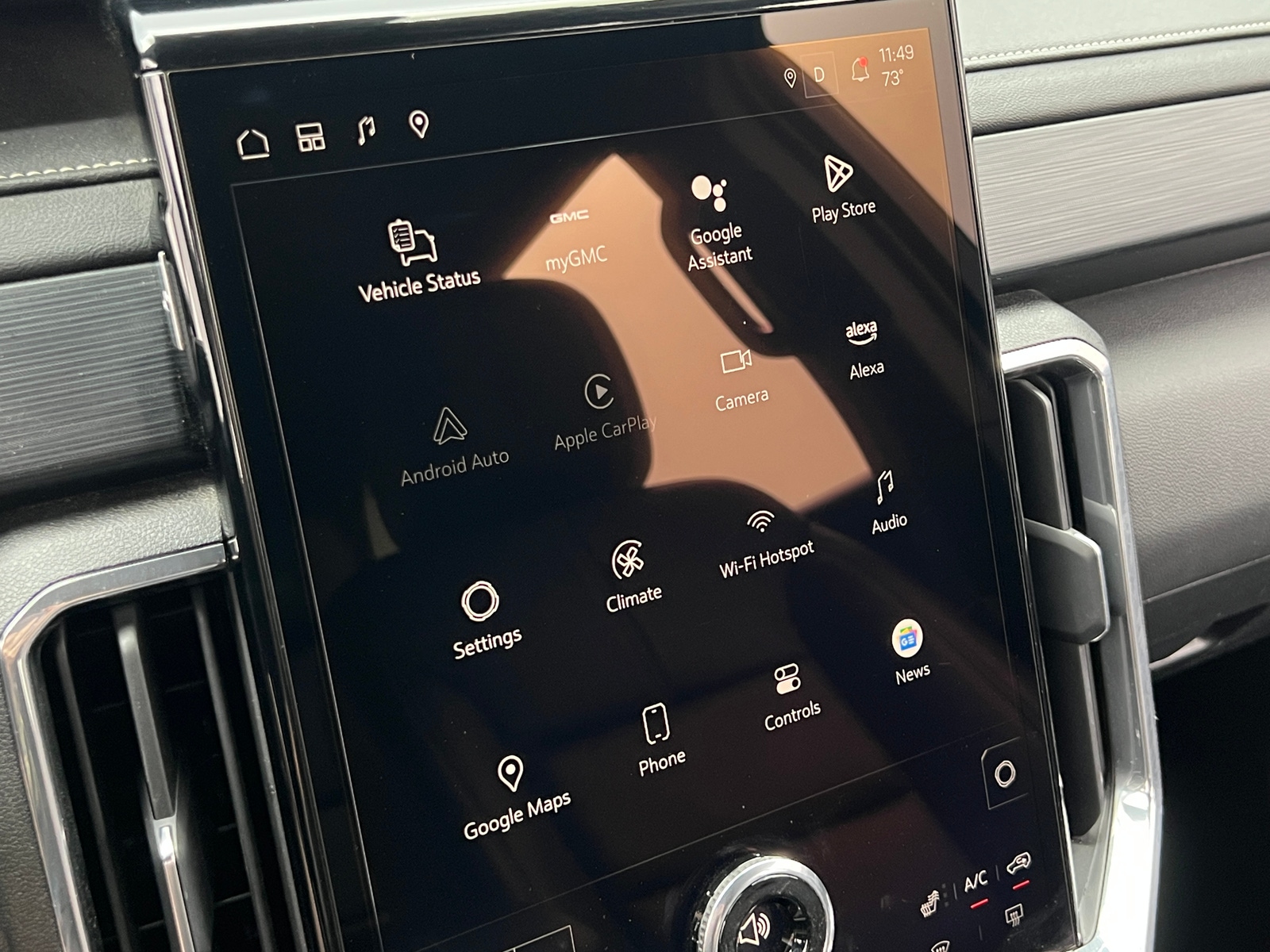 Thumbnail: 2024 GMC Acadia - 3
