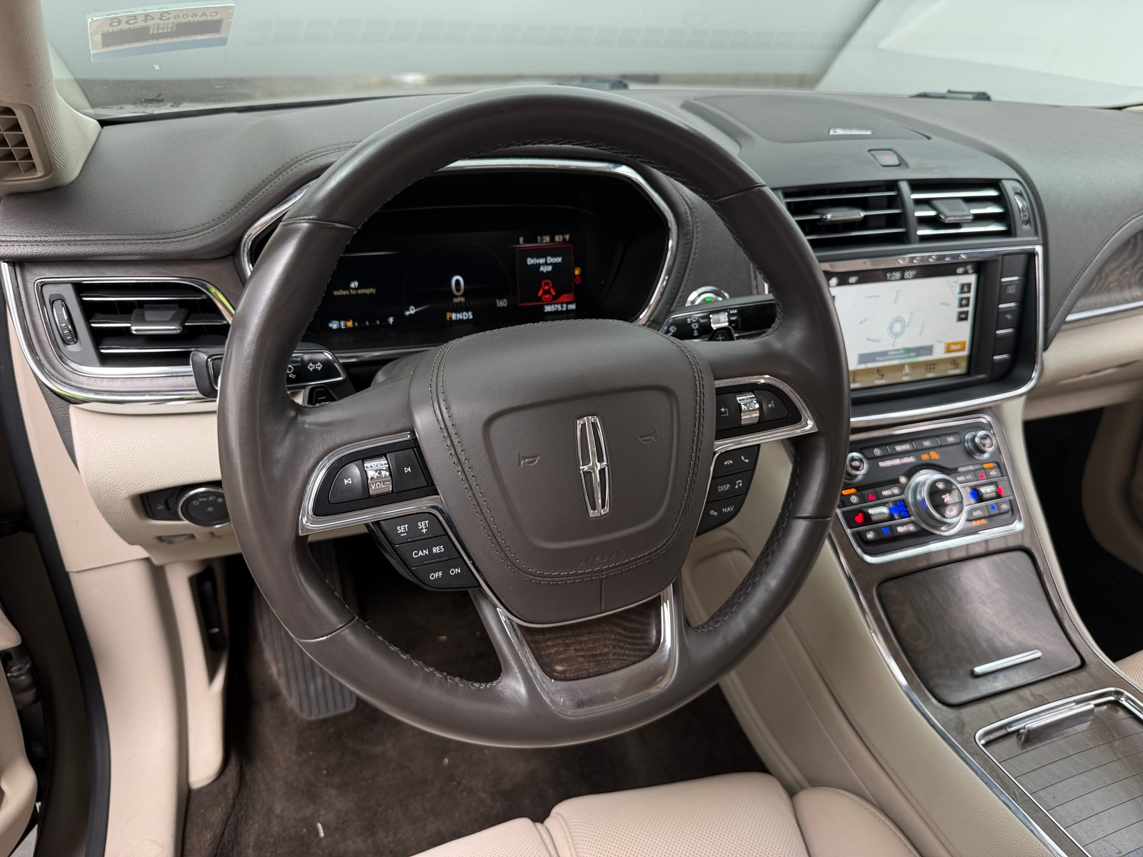 Thumbnail: 2018 Lincoln Continental - 4