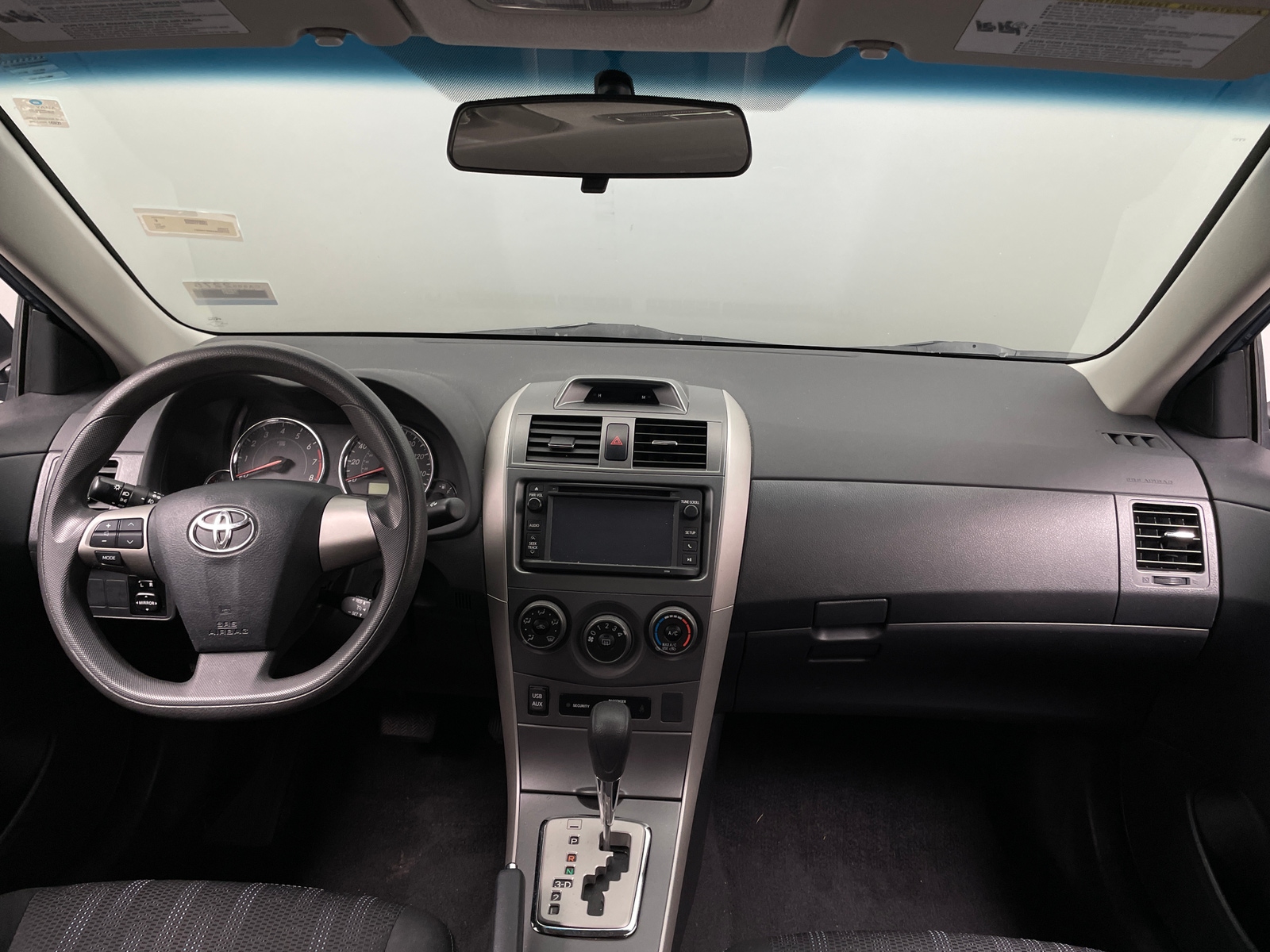 Thumbnail: 2013 Toyota Corolla - 3