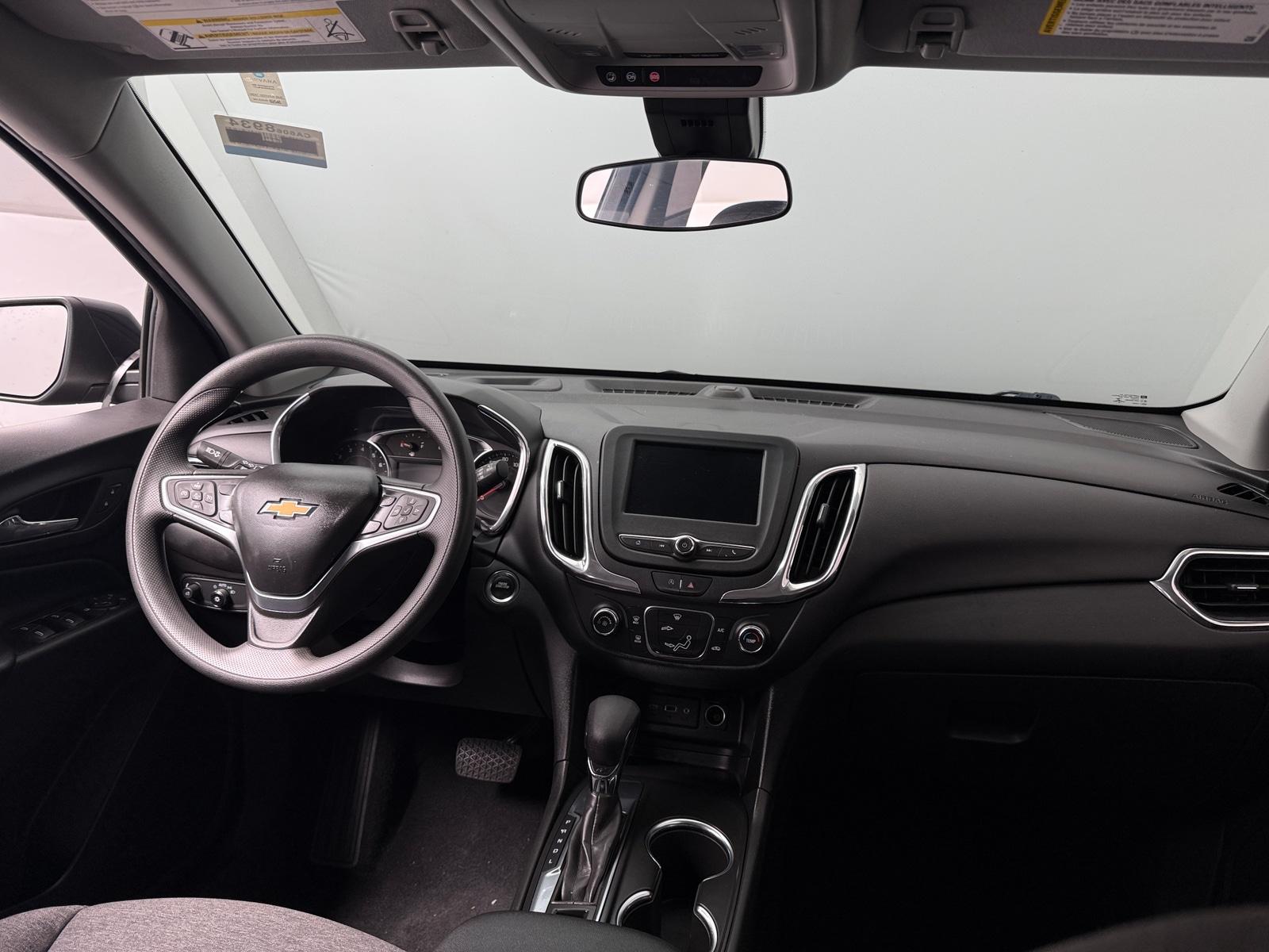 Thumbnail: 2023 Chevrolet Equinox - 3
