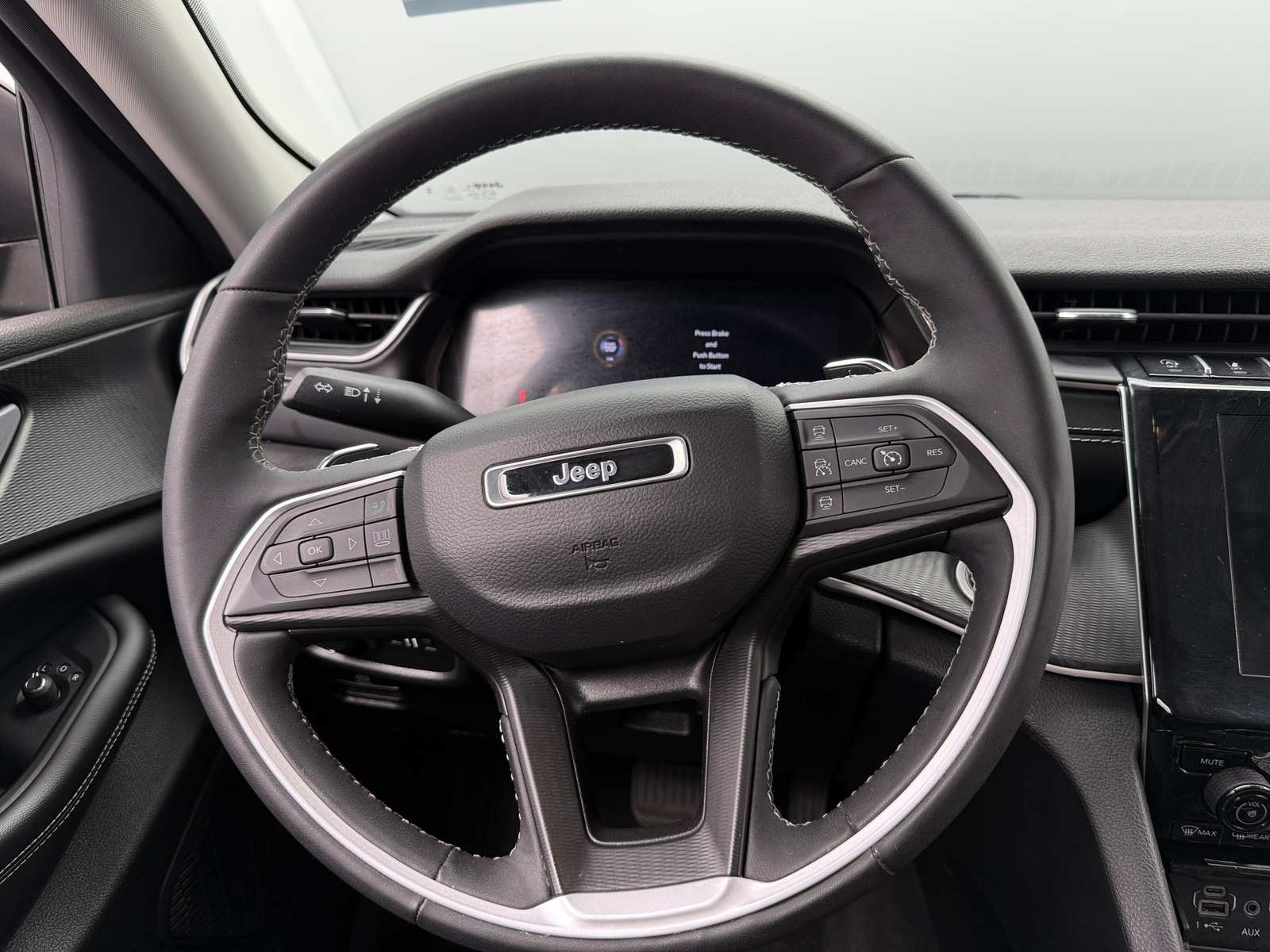 Thumbnail: 2023 Jeep Grand Cherokee - 5