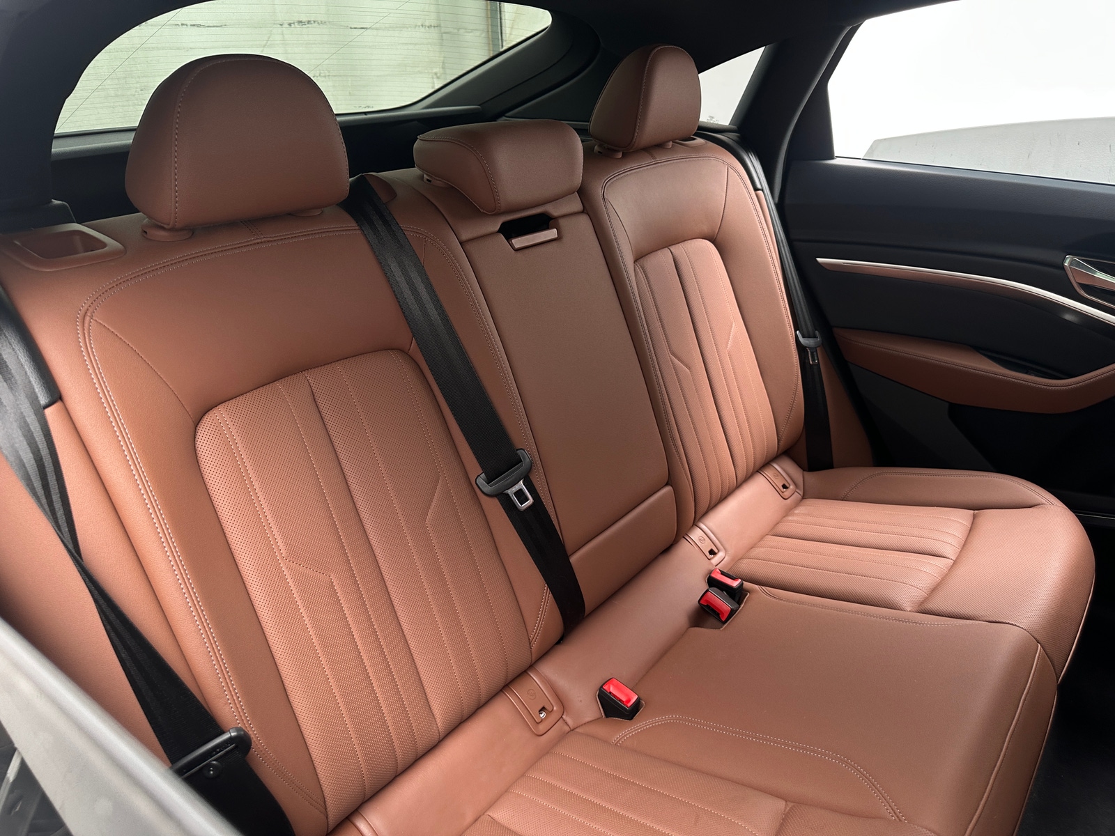 Thumbnail: 2024 Audi Q8 e-tron - 5