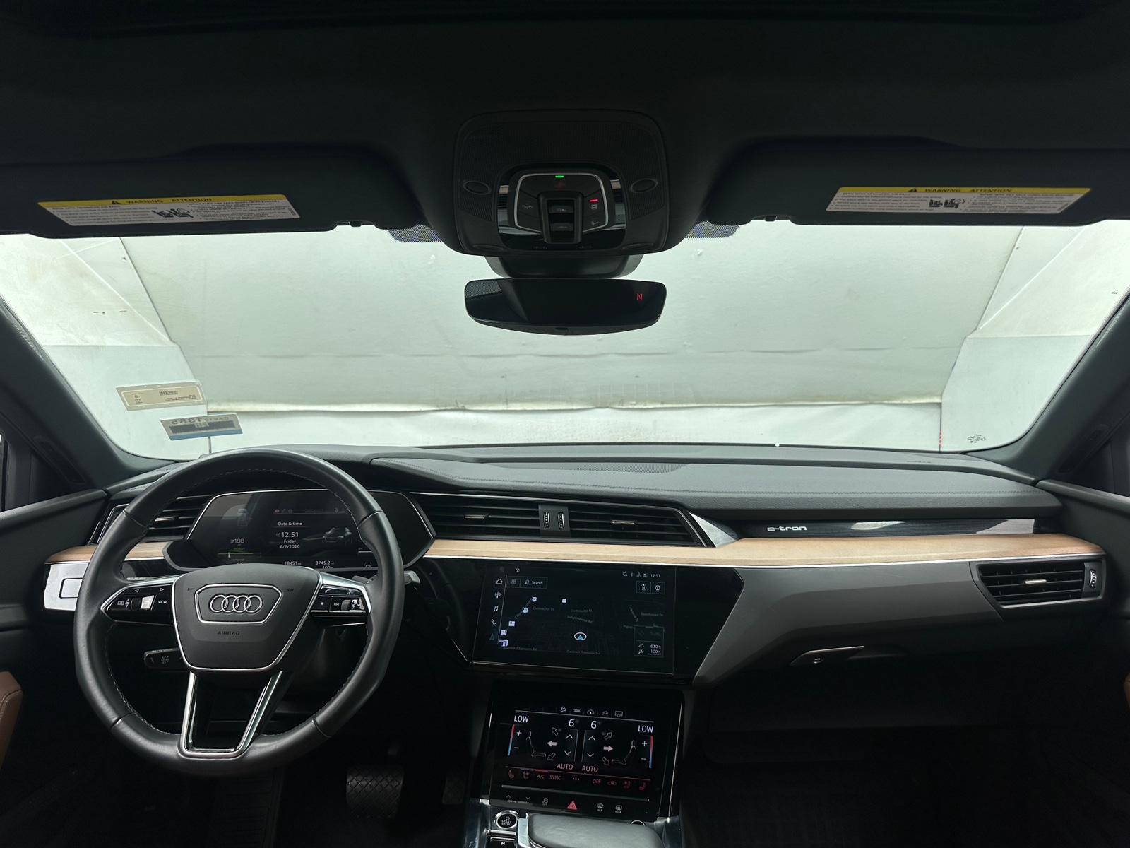 Thumbnail: 2024 Audi Q8 e-tron - 2