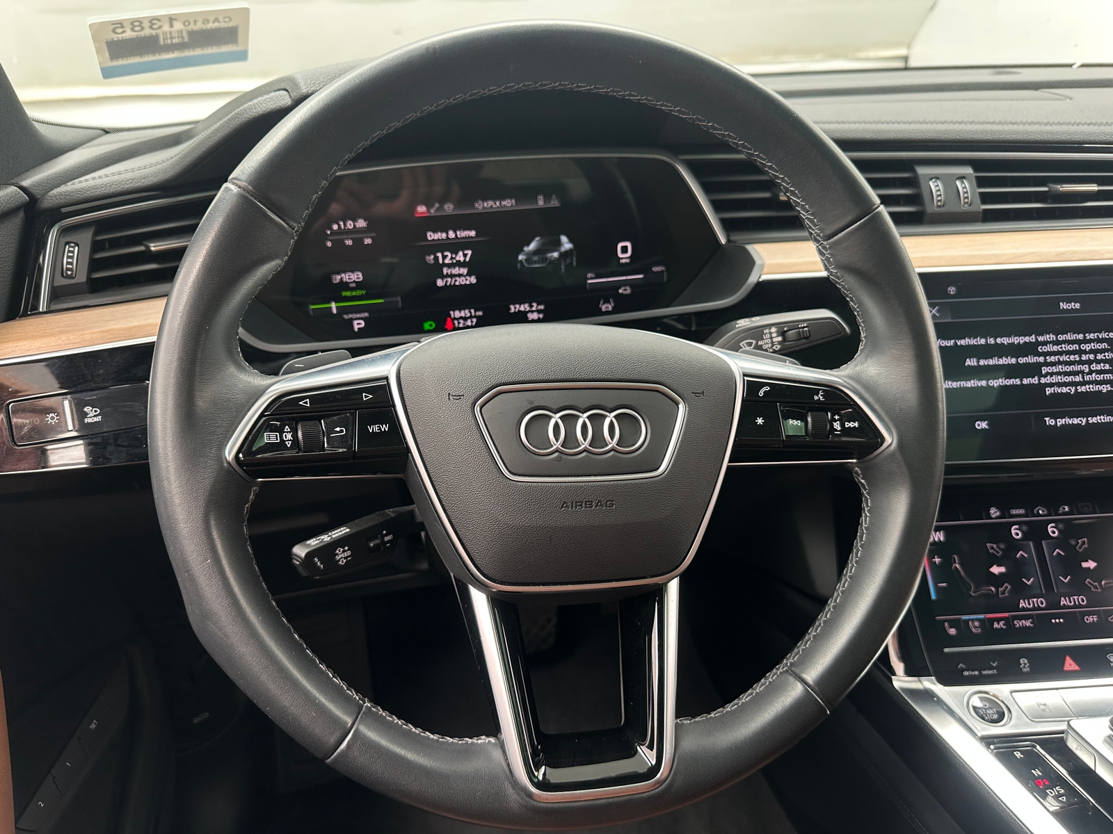 Thumbnail: 2024 Audi Q8 e-tron - 4