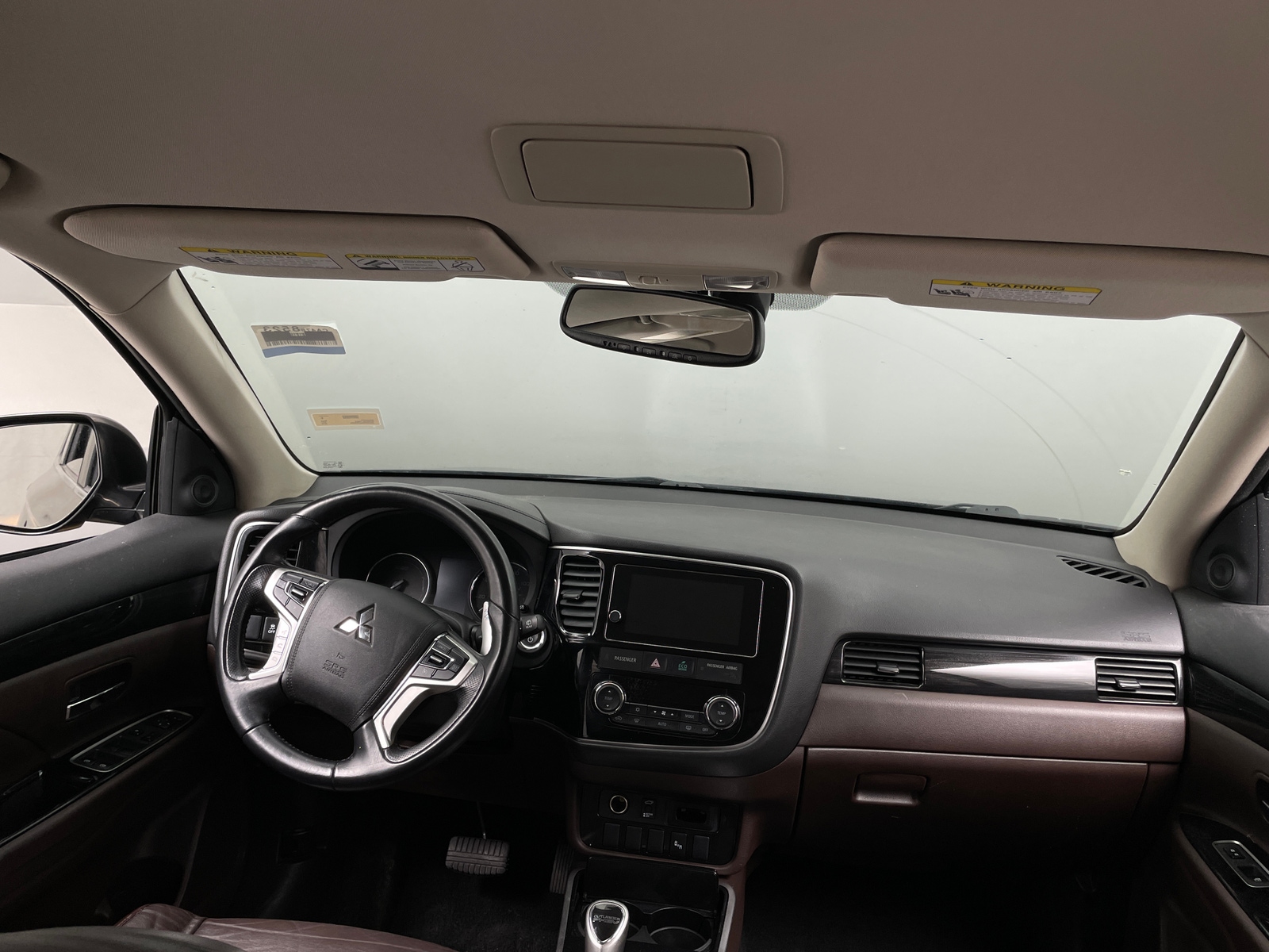 Thumbnail: 2018 Mitsubishi Outlander - 2