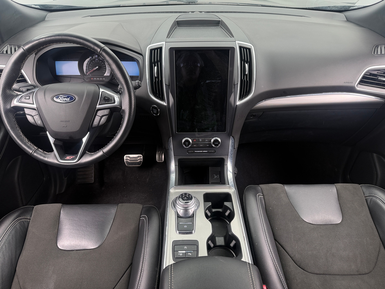Thumbnail: 2023 Ford Edge - 2