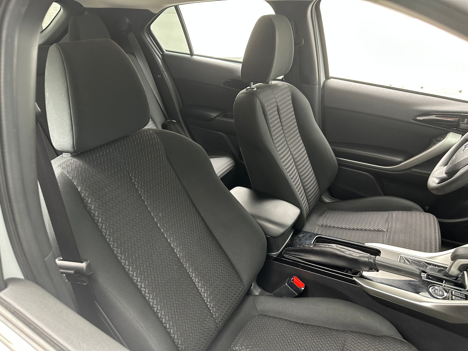 Thumbnail: 2024 Mitsubishi Eclipse Cross - 2