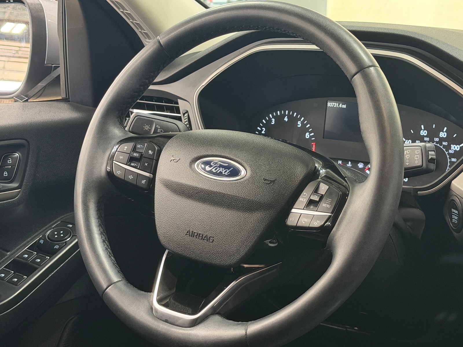 Thumbnail: 2022 Ford Escape - 4