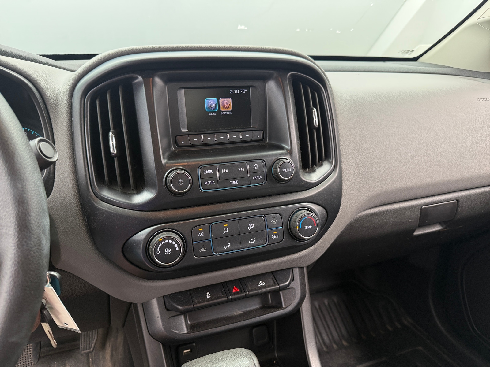 Thumbnail: 2017 Chevrolet Colorado - 4