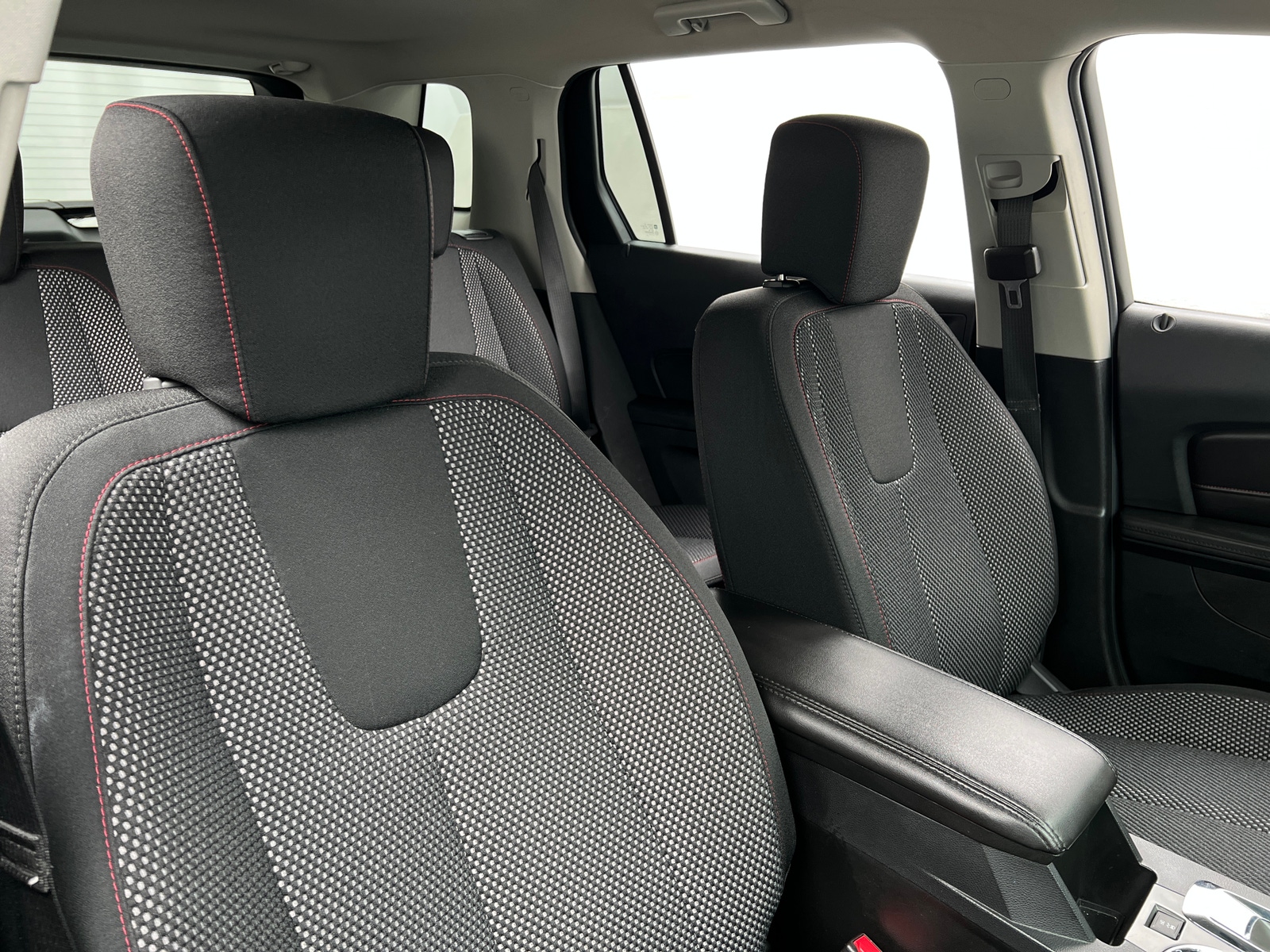 Thumbnail: 2017 GMC Terrain - 2
