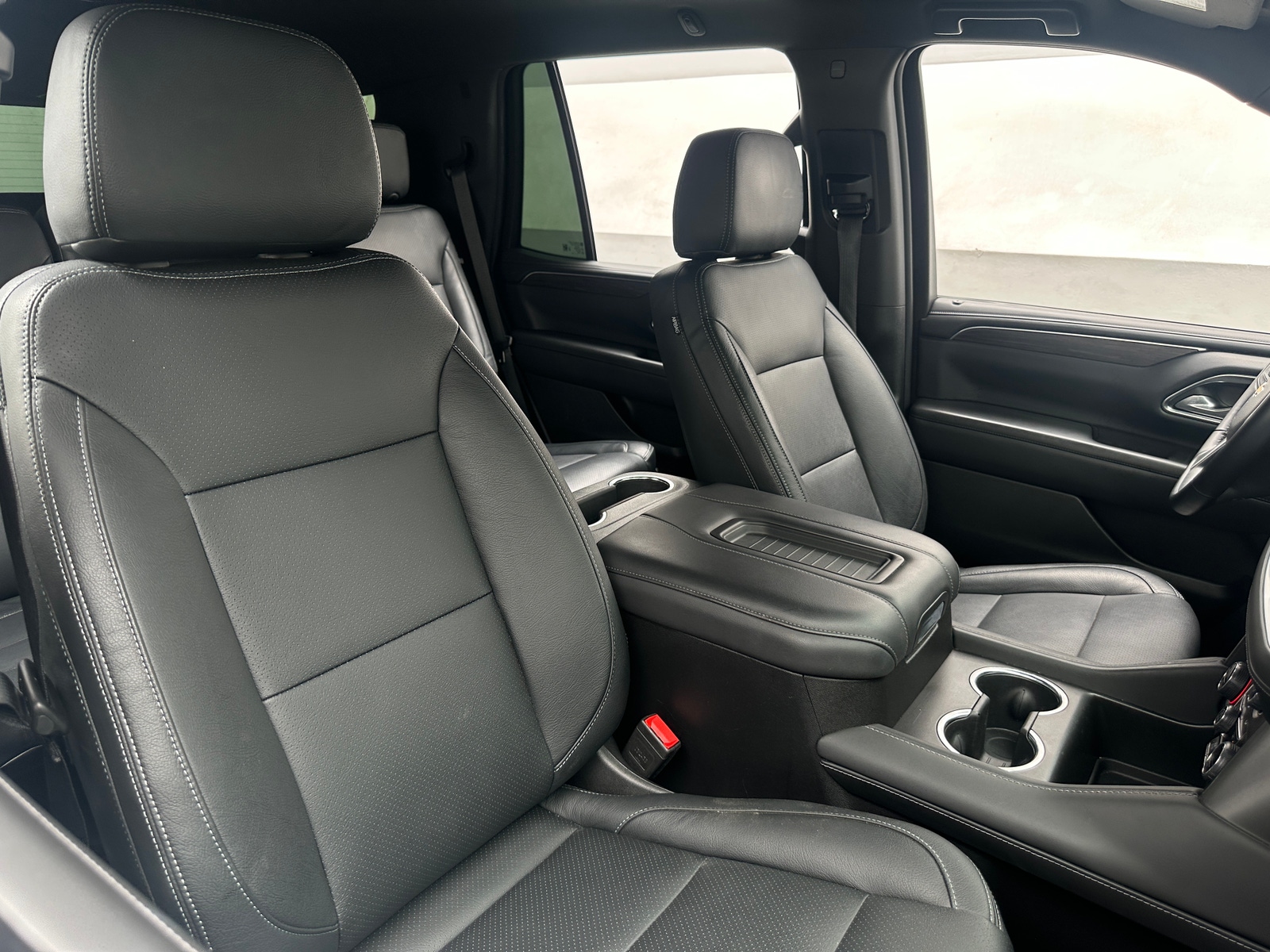 Thumbnail: 2024 Chevrolet Tahoe - 2