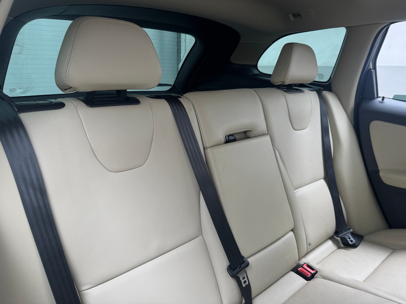 Thumbnail: 2017 Volvo XC60 - 5