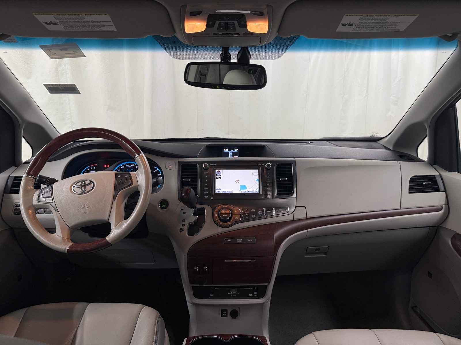 Thumbnail: 2014 Toyota Sienna - 2