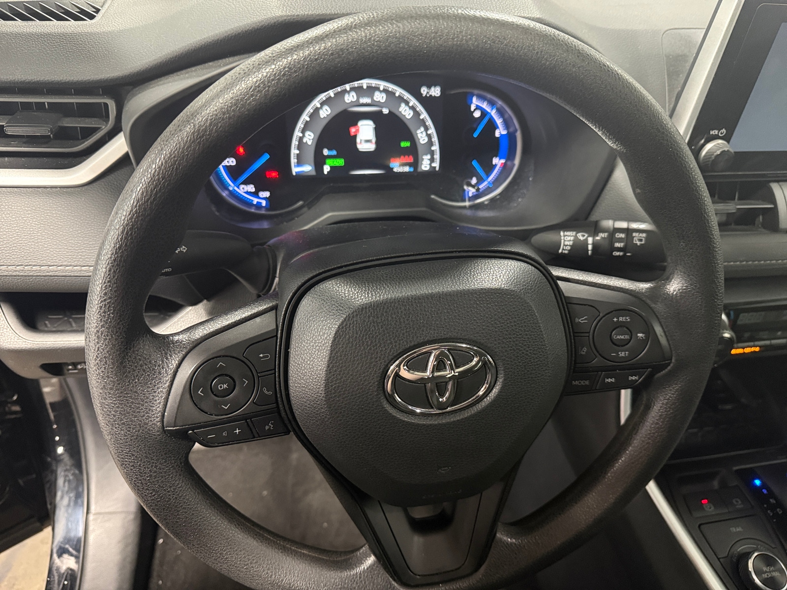 Thumbnail: 2025 Toyota RAV4 - 5