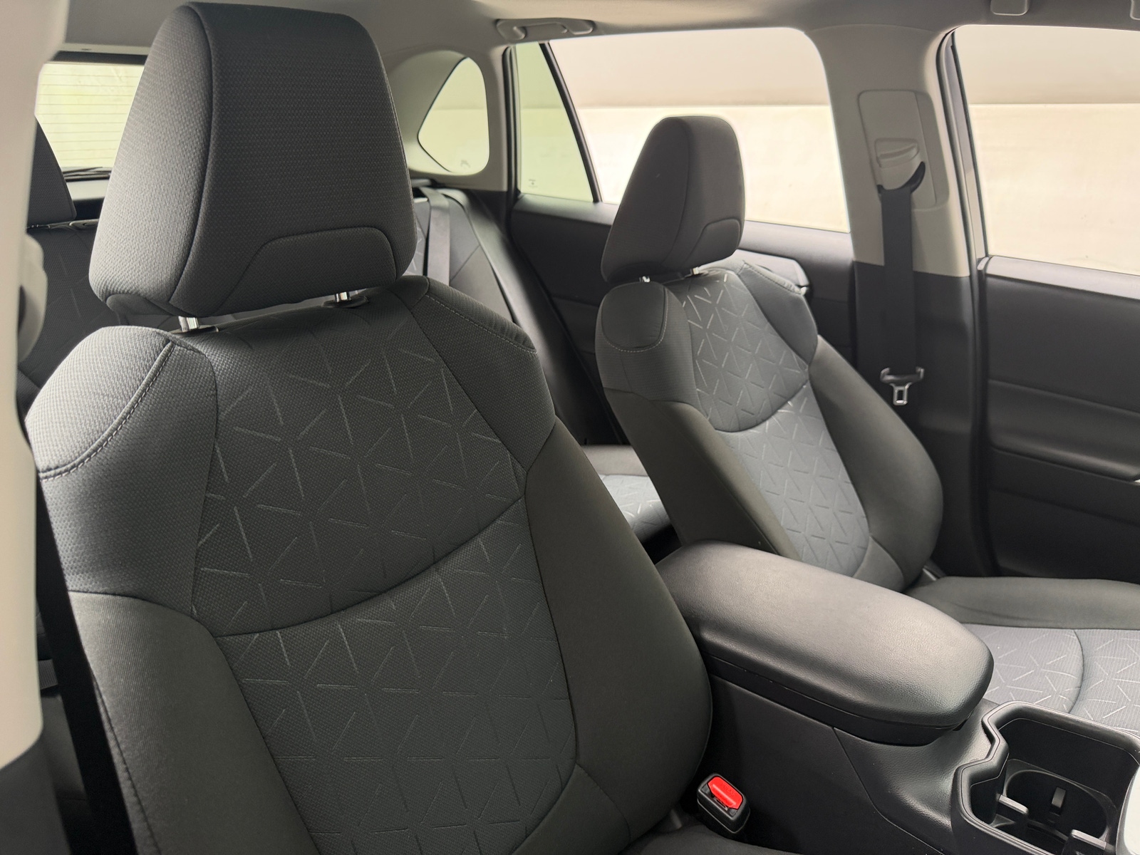 Thumbnail: 2025 Toyota RAV4 - 2