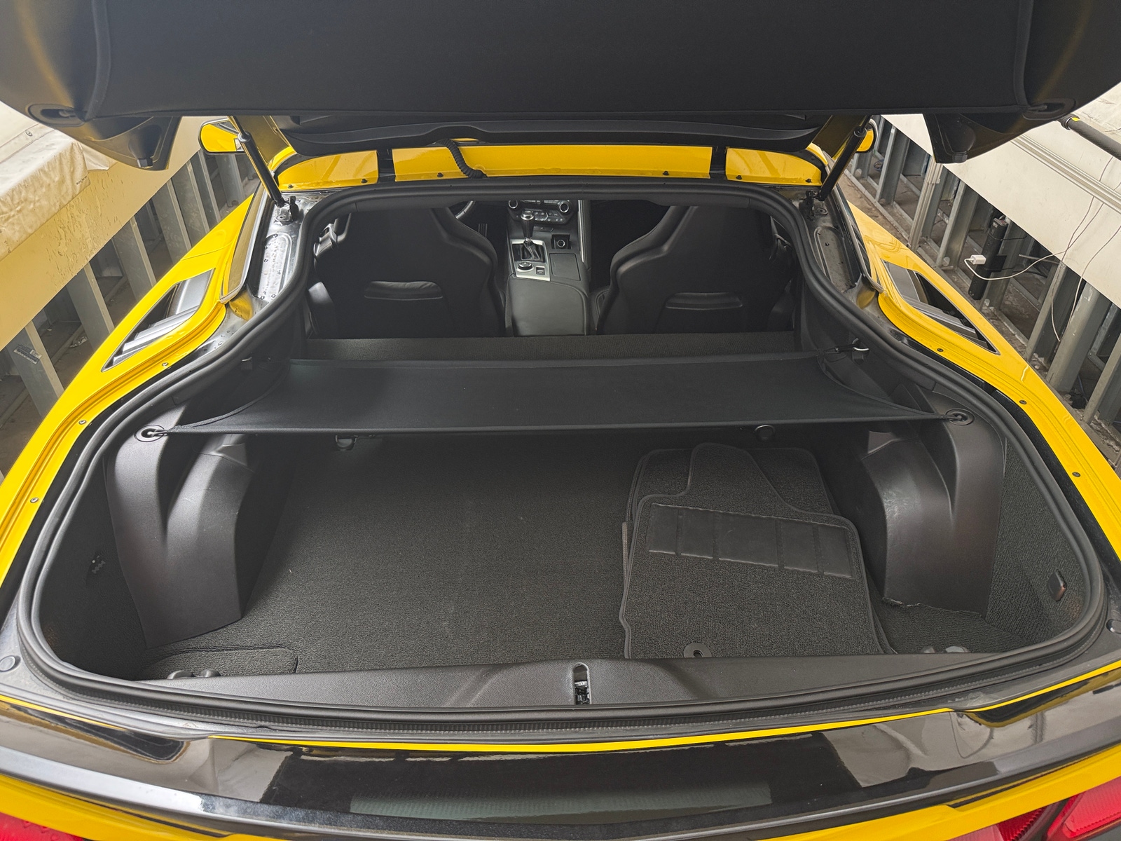 Thumbnail: 2015 Chevrolet Corvette - 4