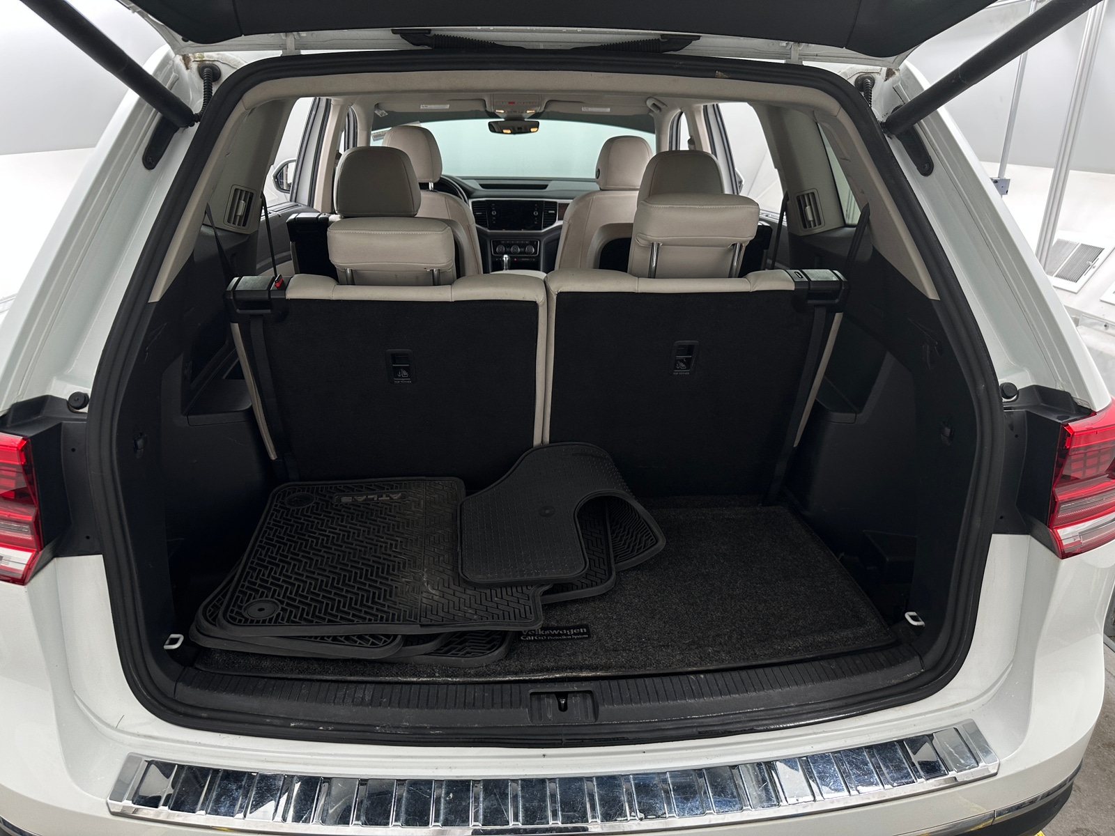 Thumbnail: 2019 Volkswagen Atlas - 6
