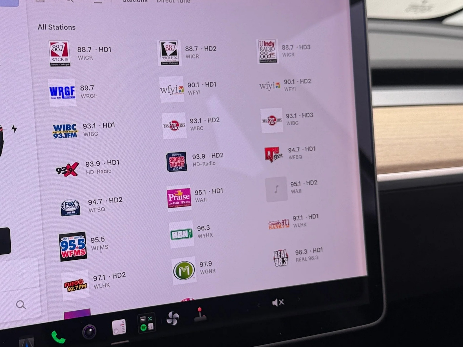 Thumbnail: 2020 Tesla Model 3 - 3