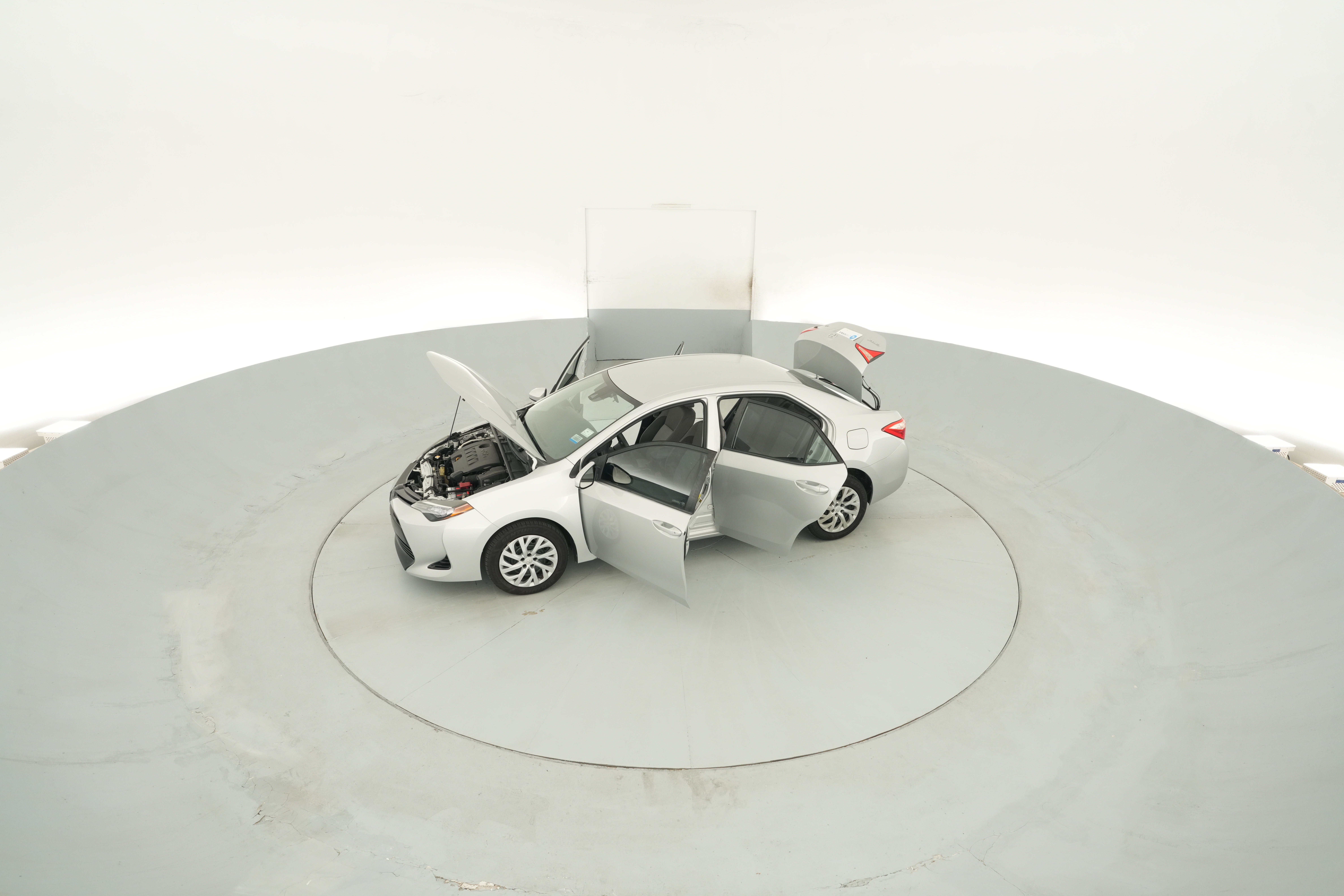 2017 Toyota Corolla LE - Photo 40
