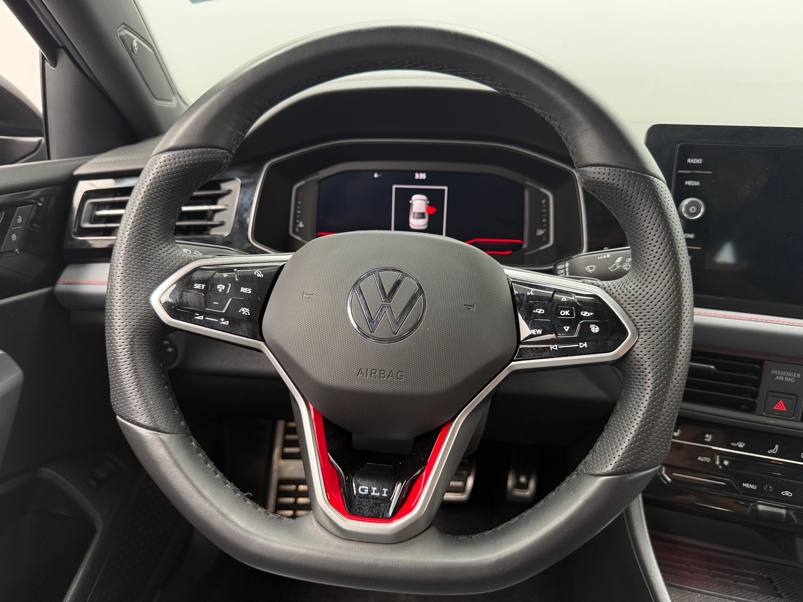 Thumbnail: 2025 Volkswagen Jetta - 4