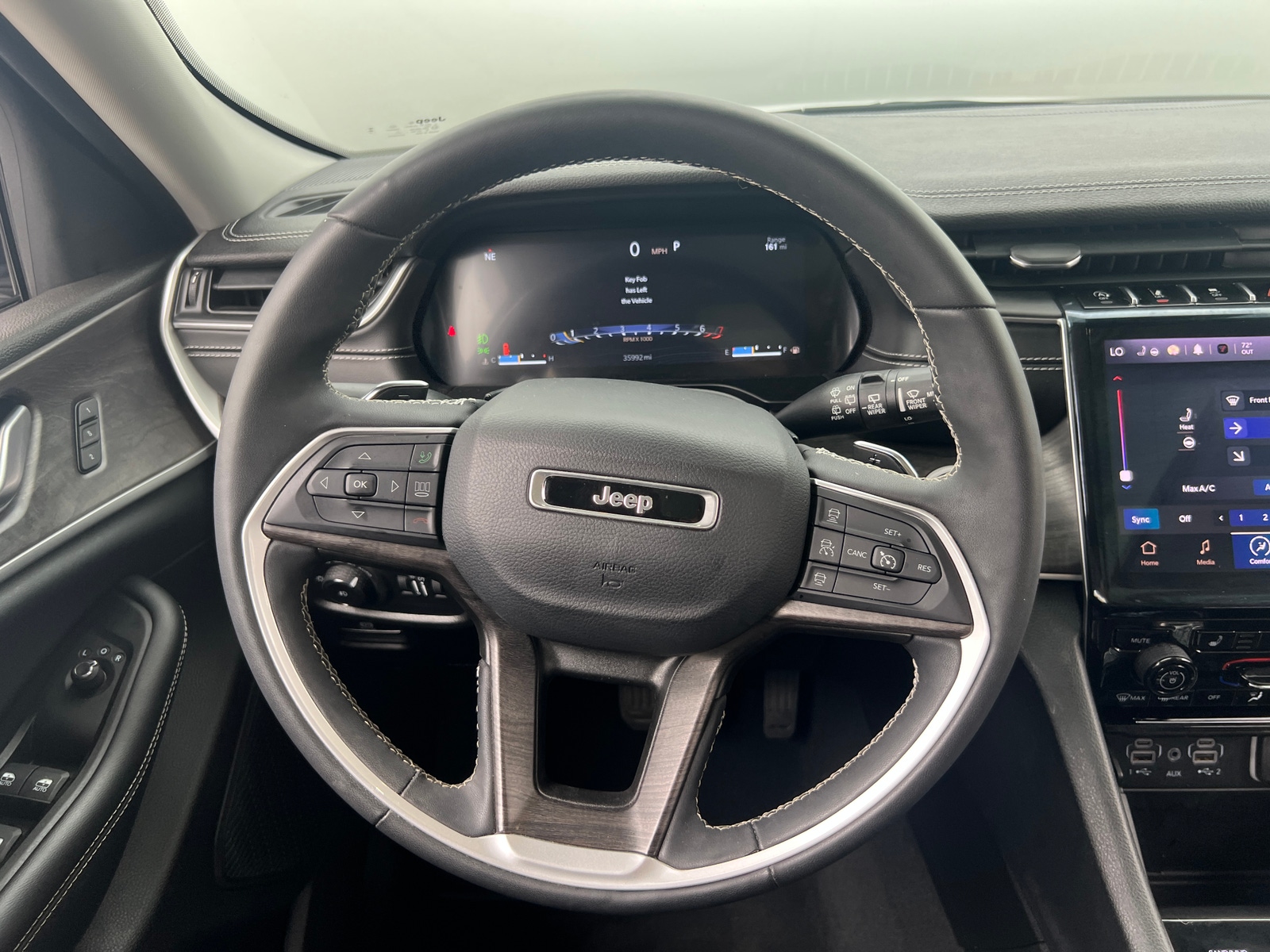 Thumbnail: 2023 Jeep Grand Cherokee - 4