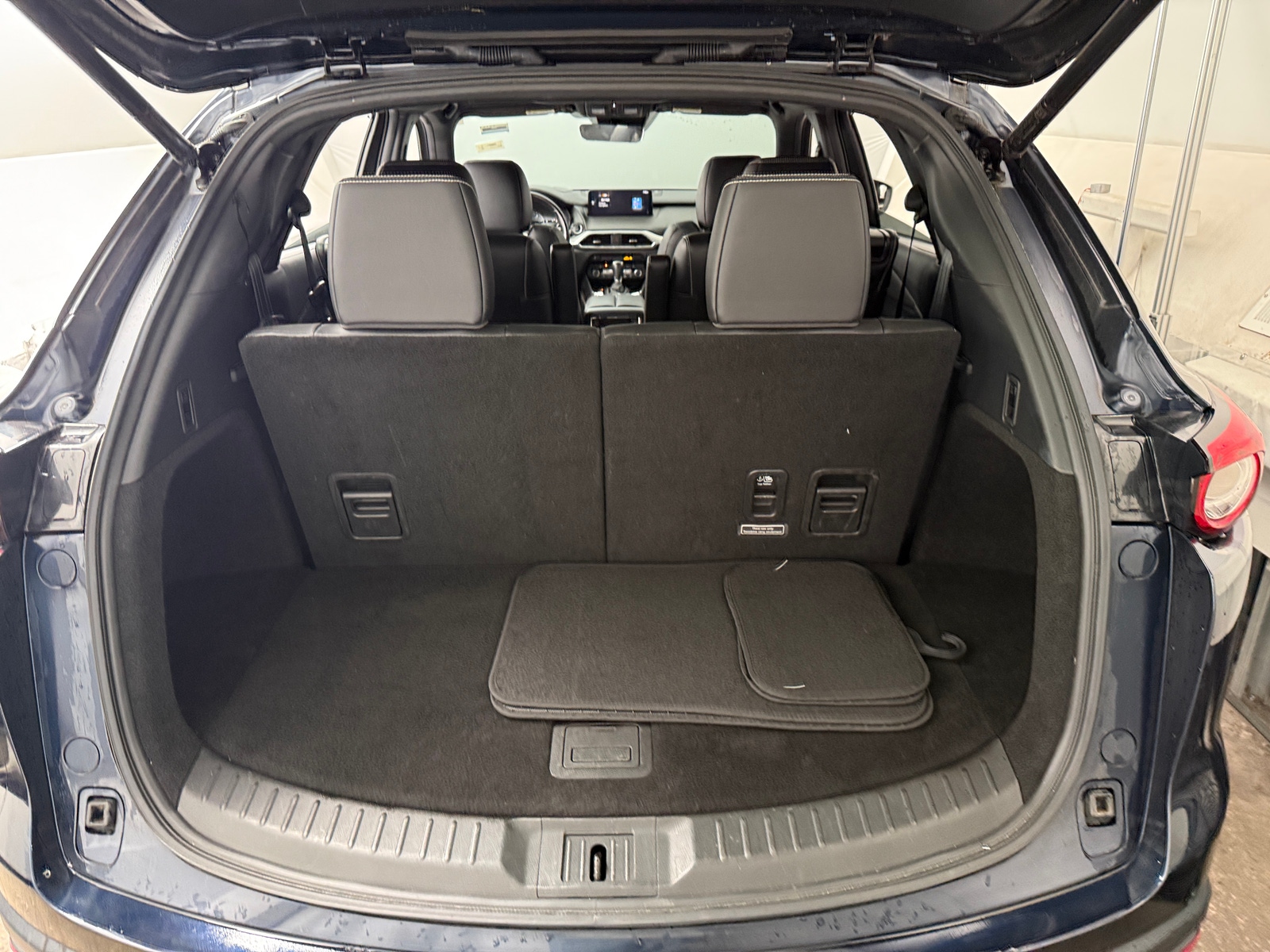 Thumbnail: 2022 Mazda CX-9 - 6