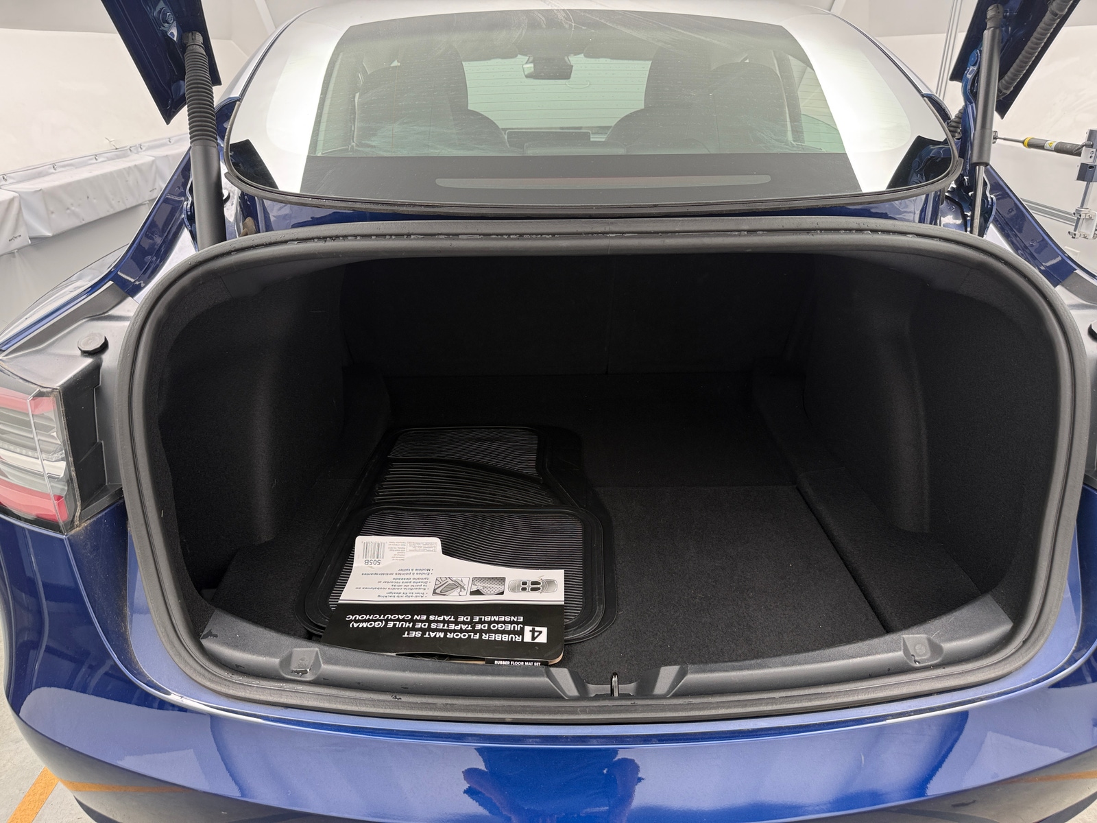 Thumbnail: 2023 Tesla Model 3 - 6