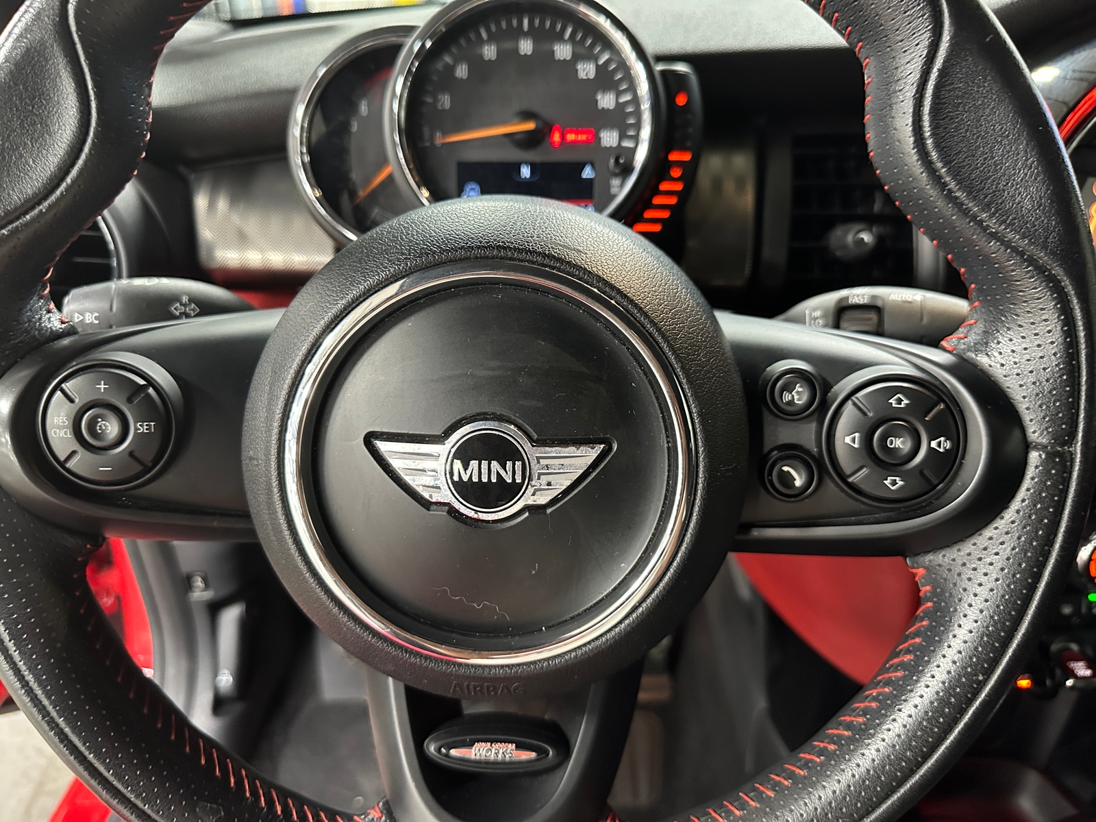 Thumbnail: 2016 MINI Cooper Convertible - 5