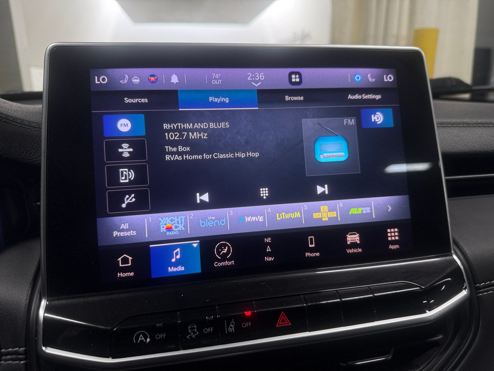 Thumbnail: 2022 Jeep Compass - 3
