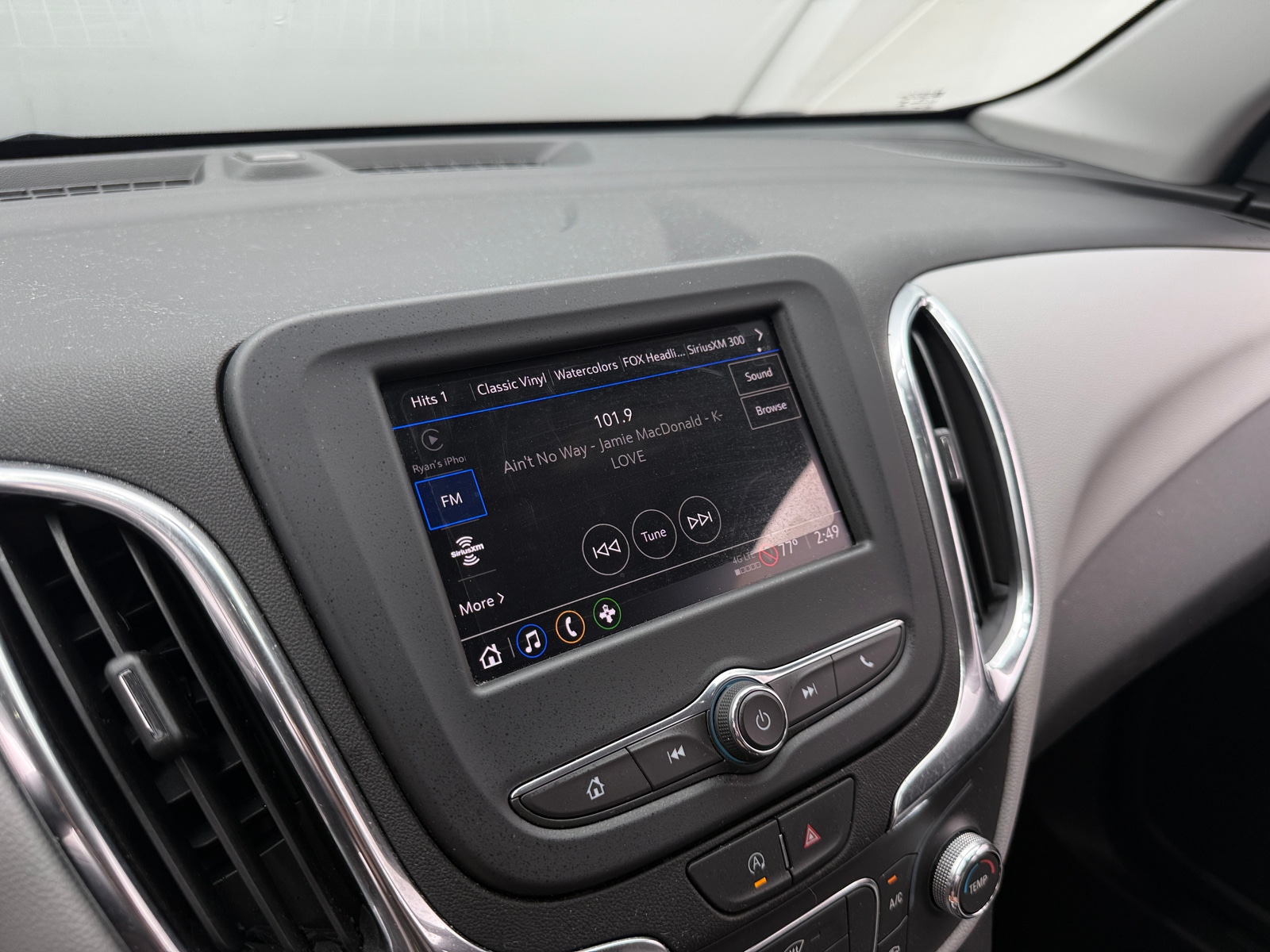 Thumbnail: 2024 Chevrolet Equinox - 4