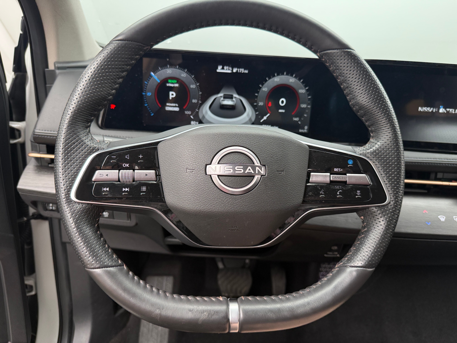 Thumbnail: 2024 Nissan Ariya - 4