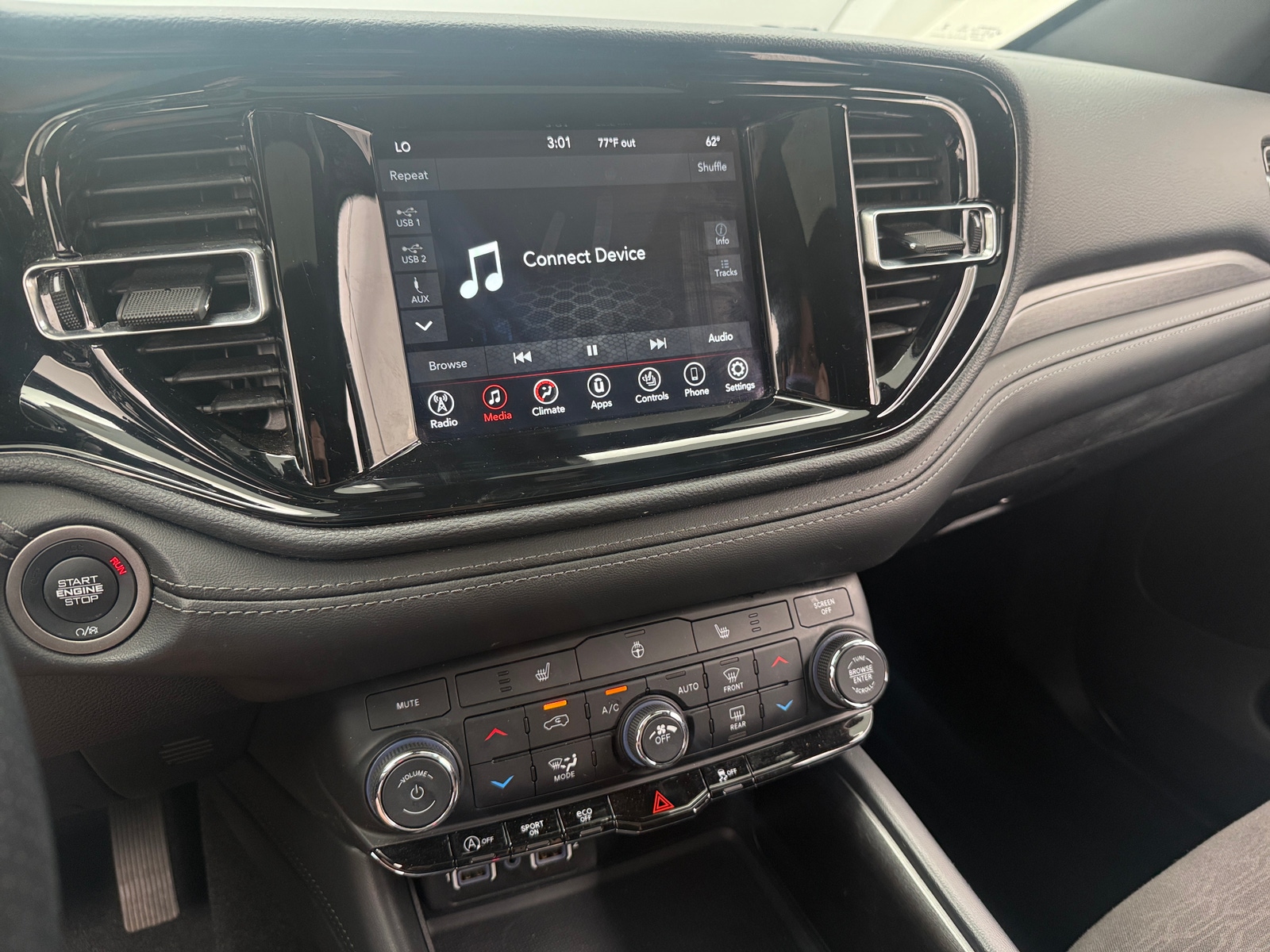 Thumbnail: 2024 Dodge Durango - 4
