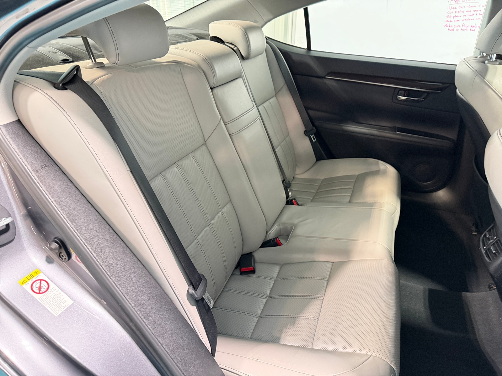 Thumbnail: 2017 Lexus ES - 5