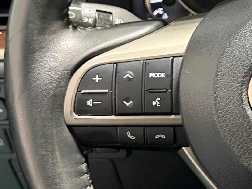 2017 Lexus ES 350 - Photo 13
