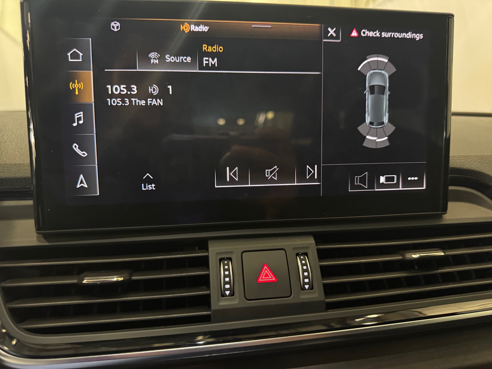 Thumbnail: 2021 Audi Q5 - 4