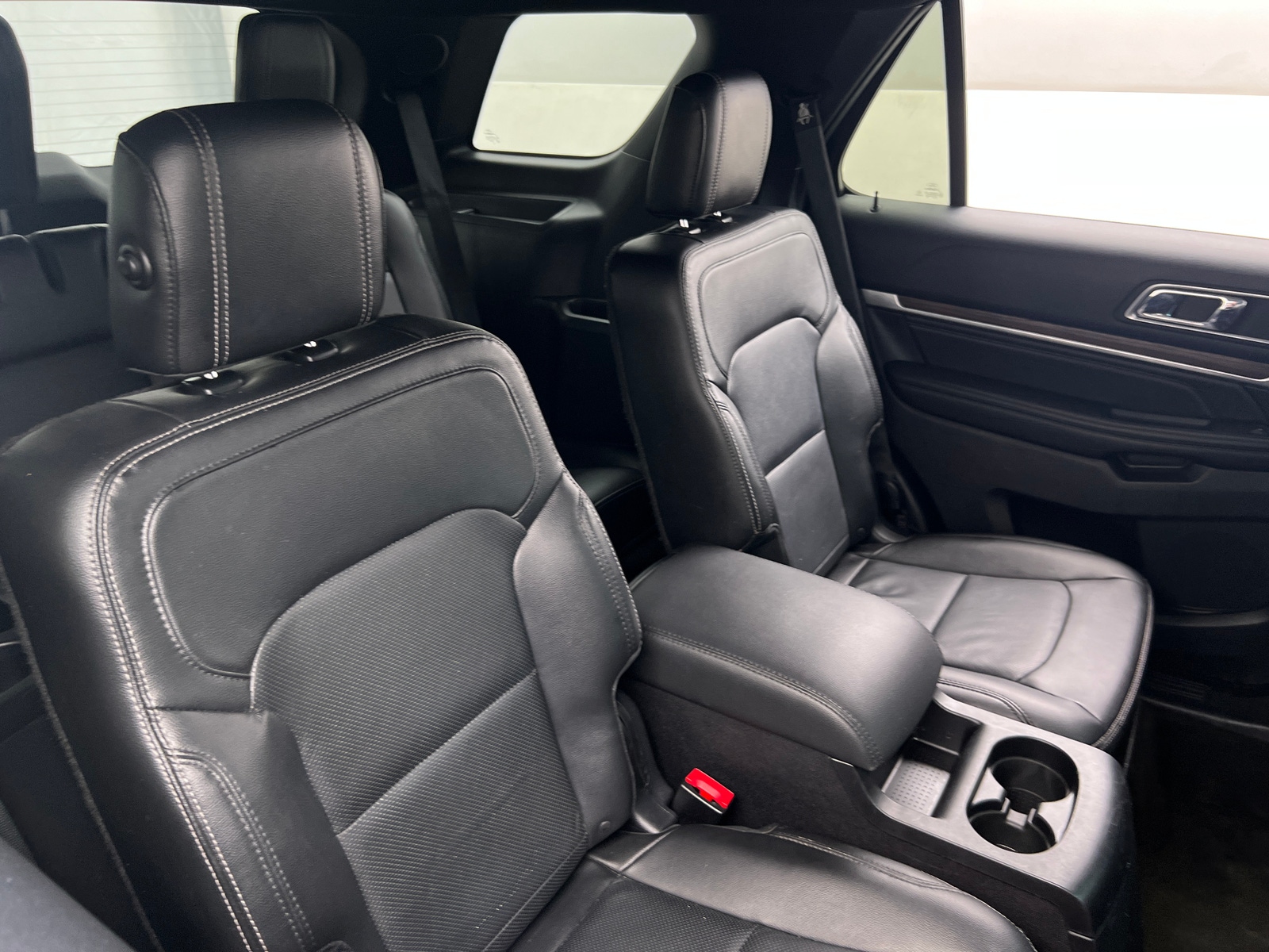 Thumbnail: 2016 Ford Explorer - 5