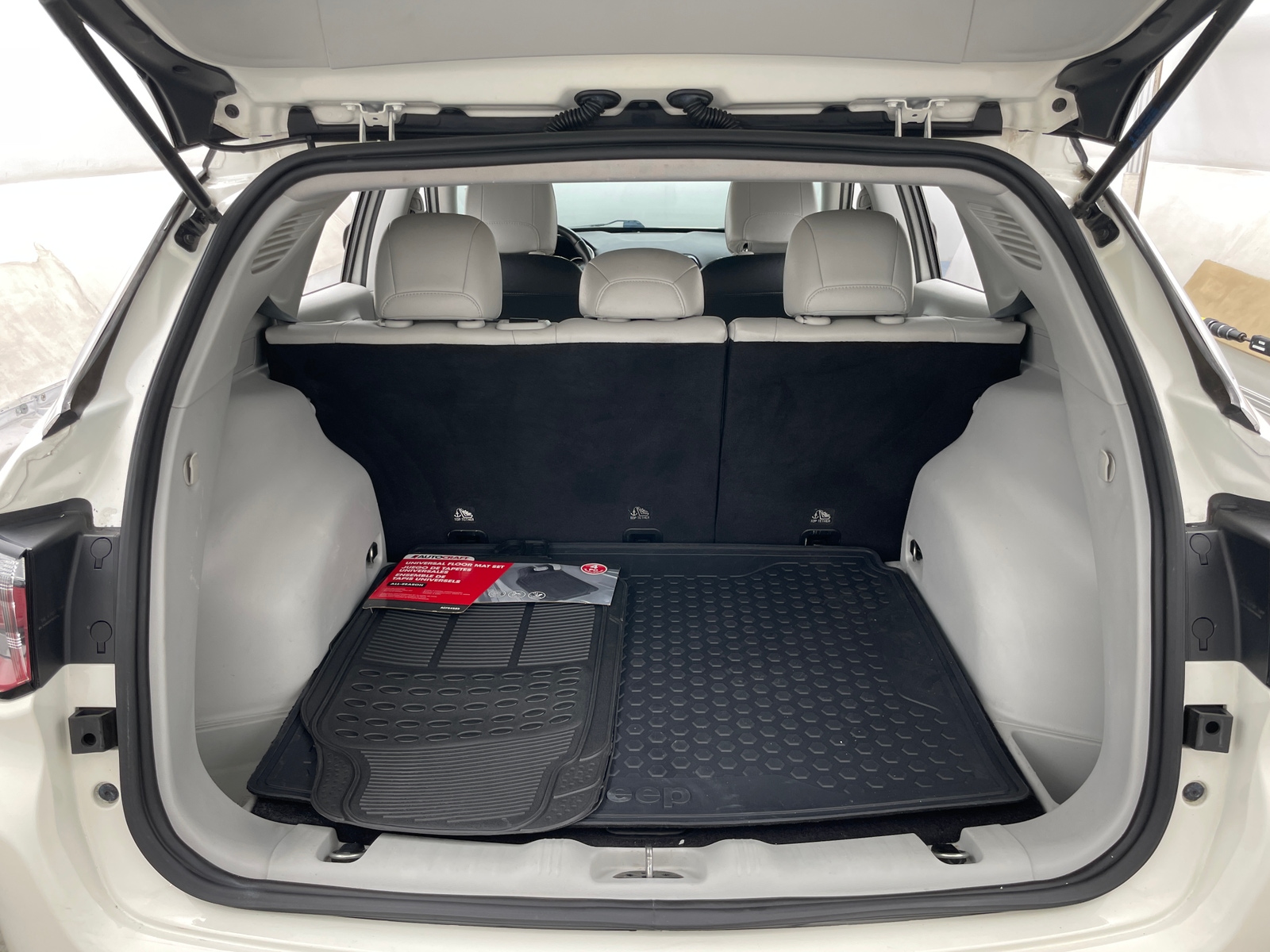 Thumbnail: 2018 Jeep Compass - 6