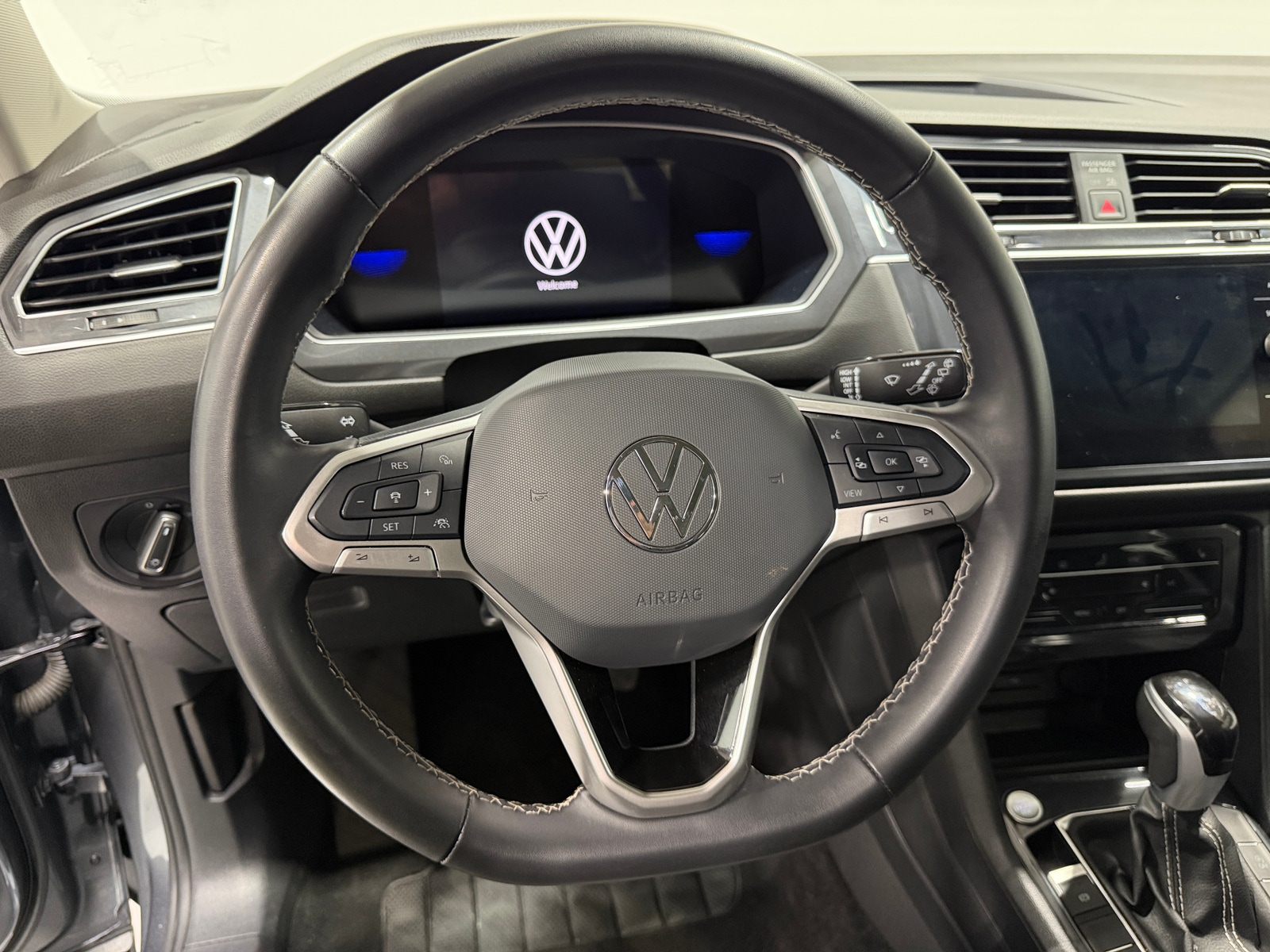Thumbnail: 2024 Volkswagen Tiguan - 4