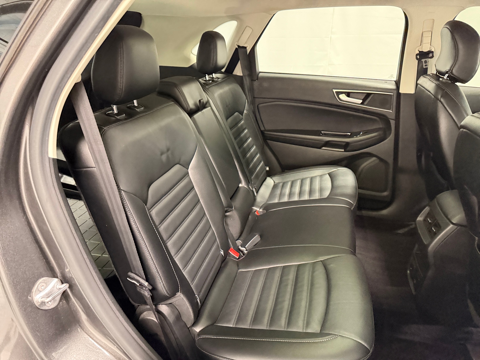 Thumbnail: 2015 Ford Edge - 5