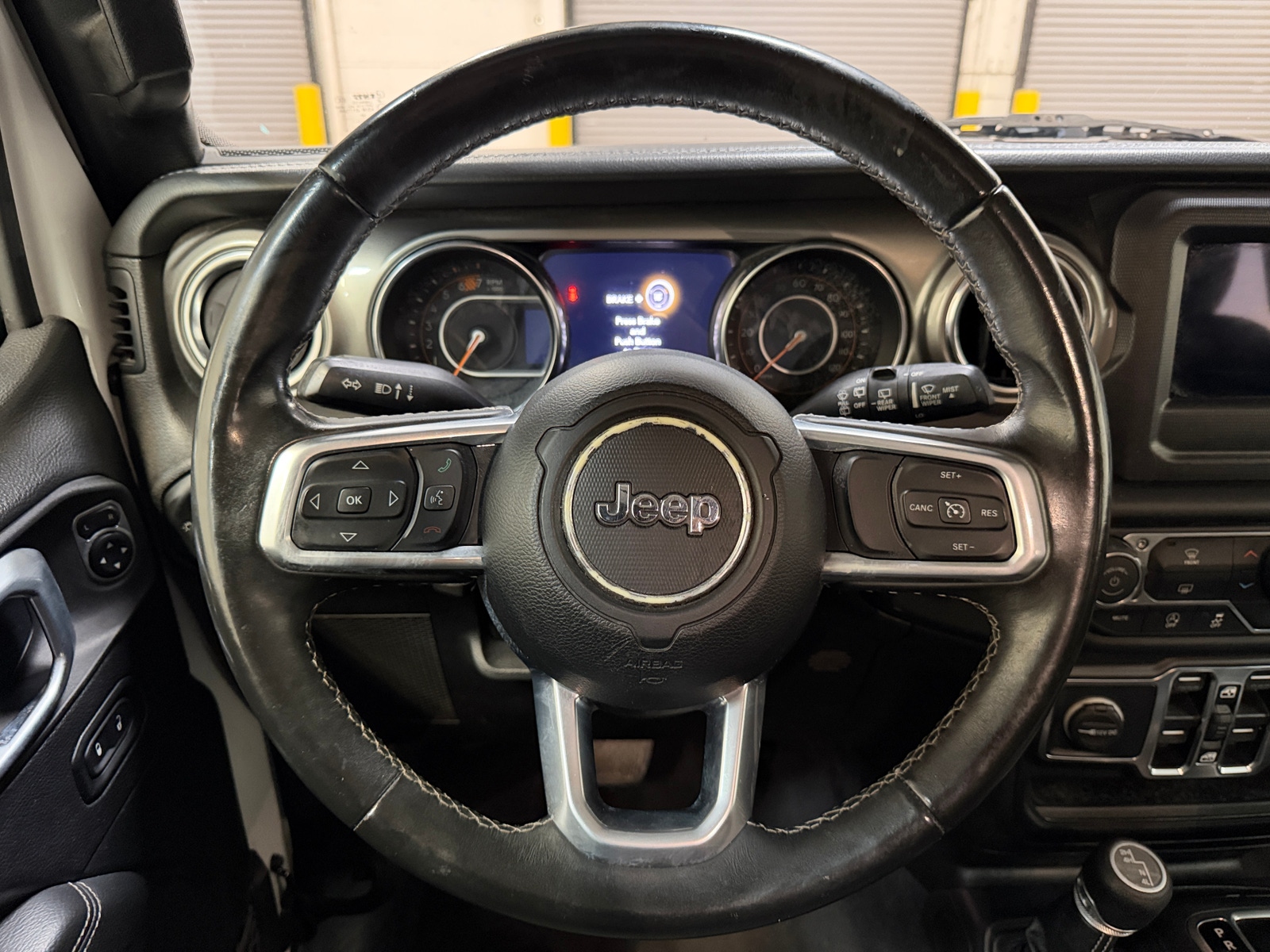 Thumbnail: 2019 Jeep Wrangler - 5