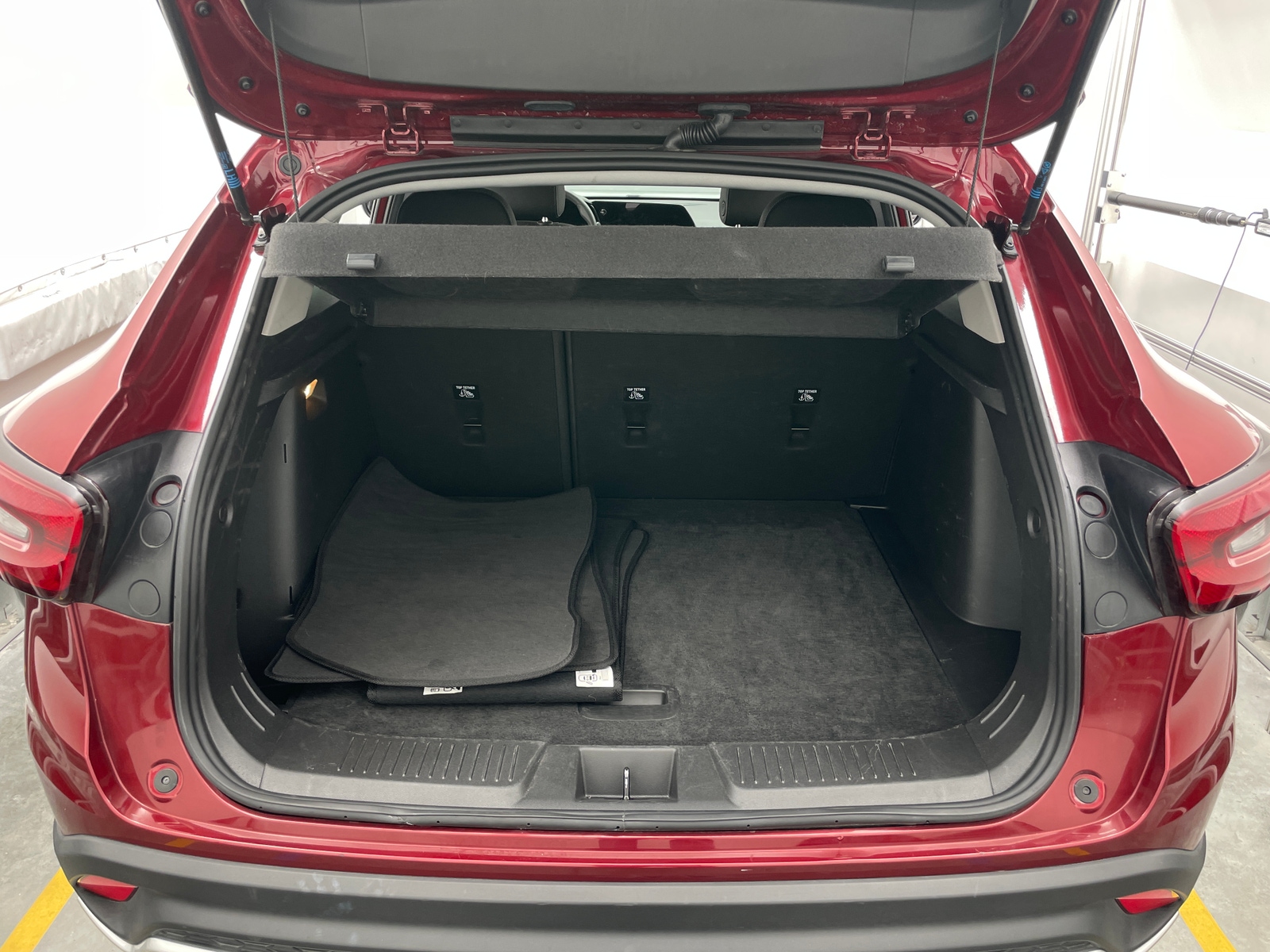 Thumbnail: 2025 Chevrolet Trax - 6