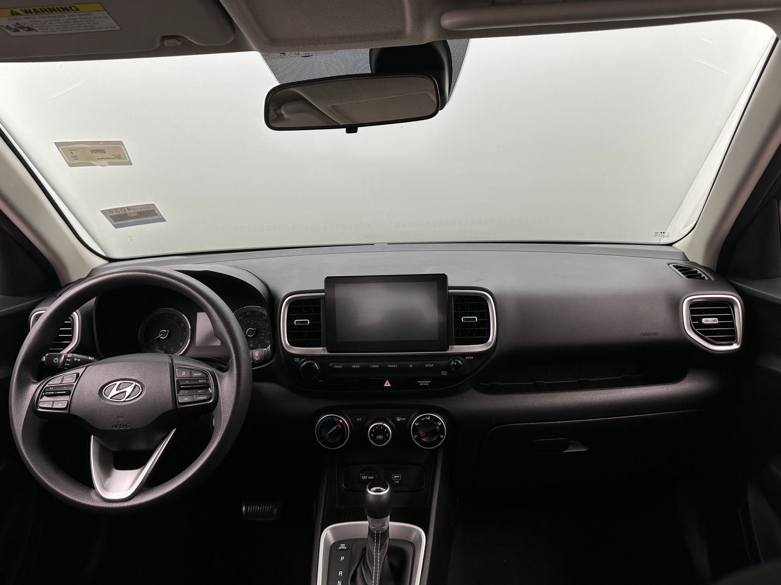 Thumbnail: 2021 Hyundai Venue - 3