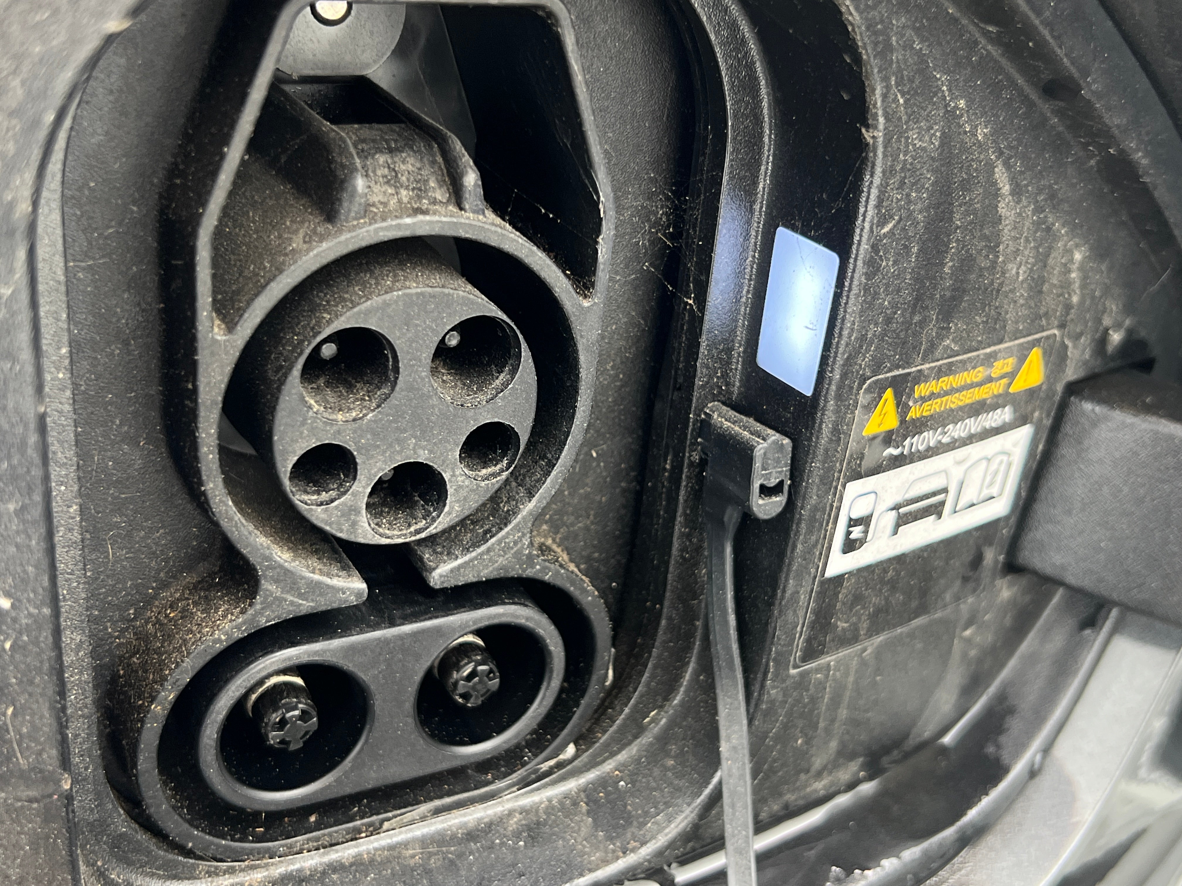 Used 2024 Kia EV6 Light L/R with VIN KNDC3DLC8R5175002 for sale in Oak Creek, WI