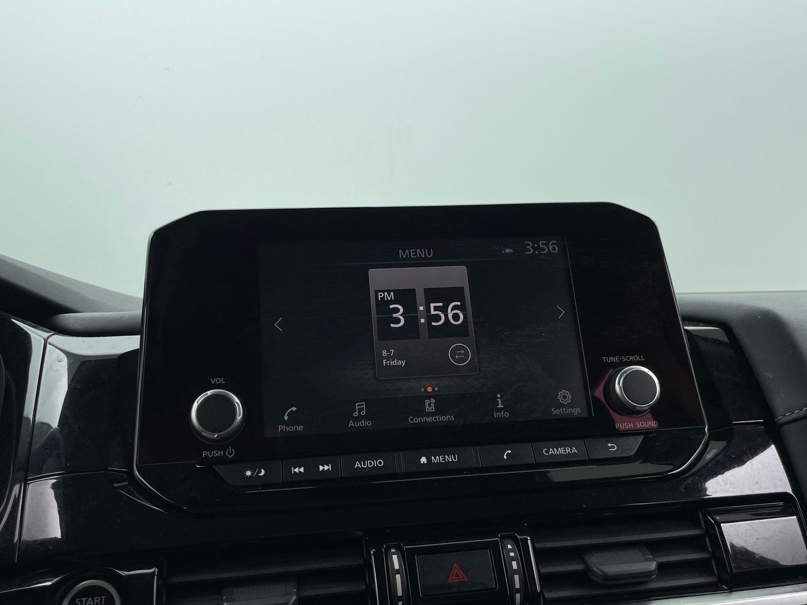 Thumbnail: 2022 Nissan Pathfinder - 4