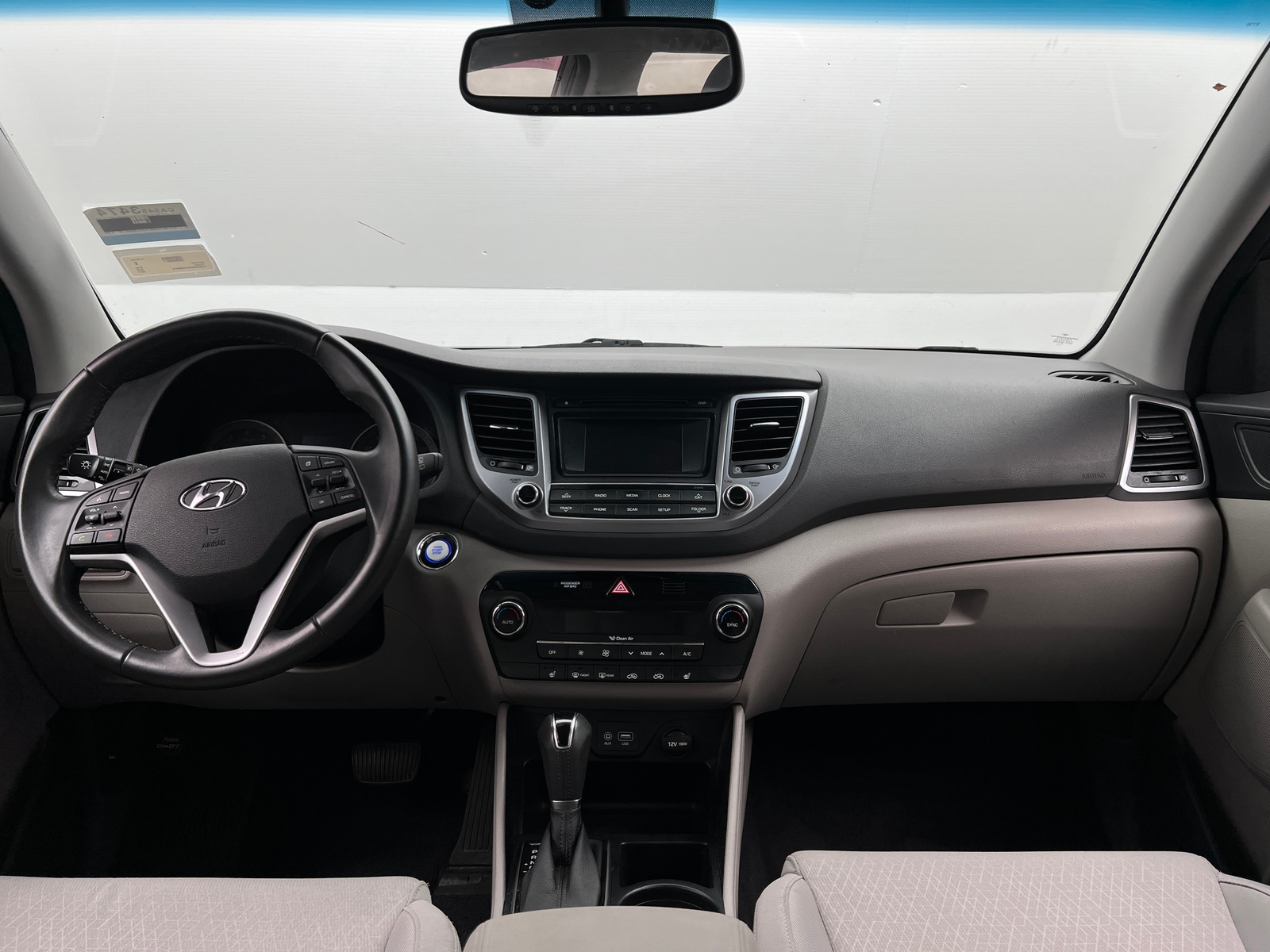 Thumbnail: 2017 Hyundai Tucson - 3