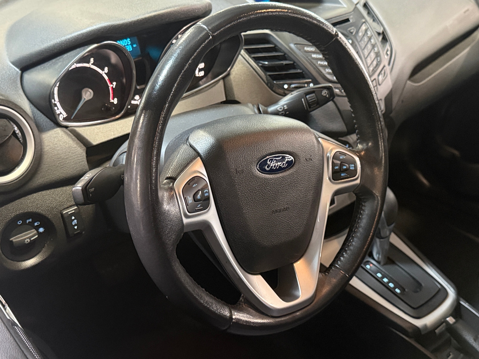 Thumbnail: 2016 Ford Fiesta - 5