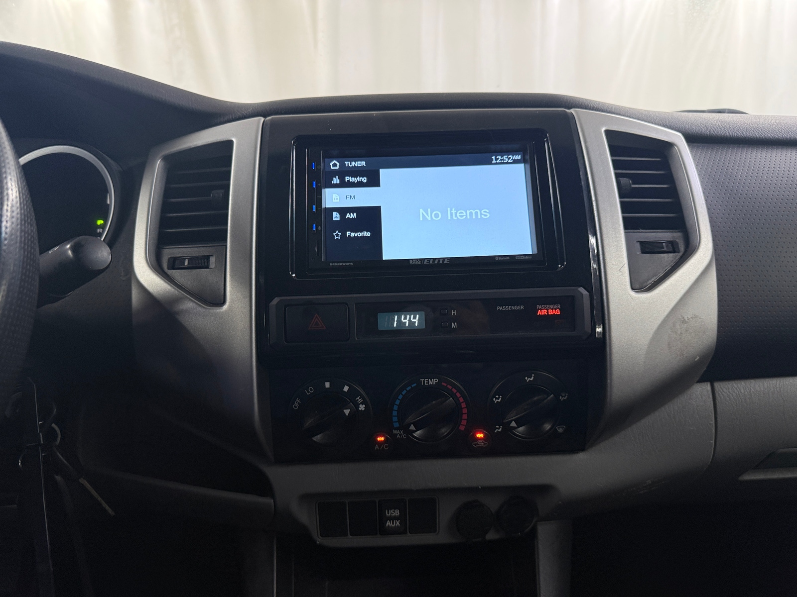 Thumbnail: 2013 Toyota Tacoma - 4