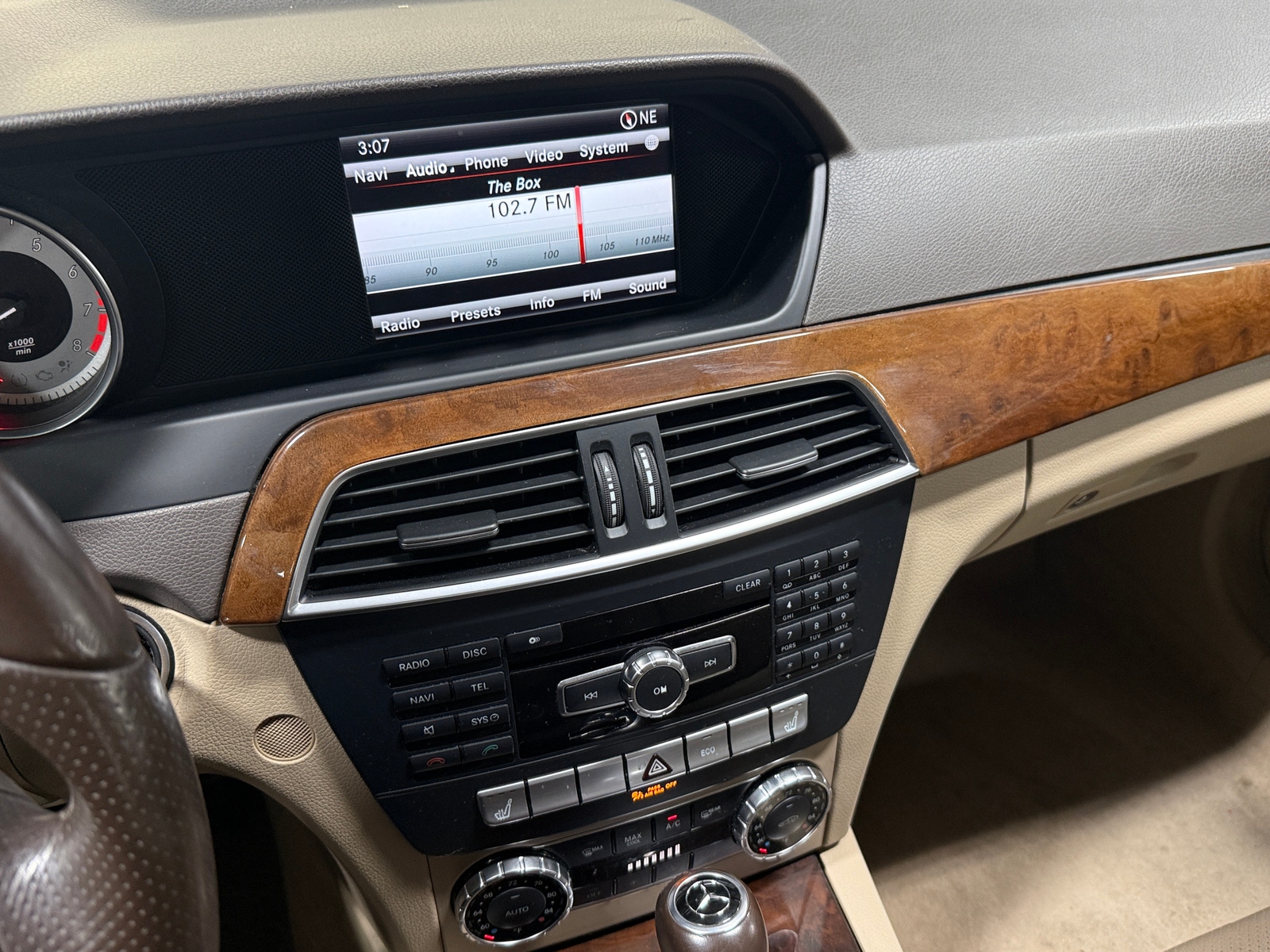 Thumbnail: 2013 Mercedes-Benz C-Class - 3
